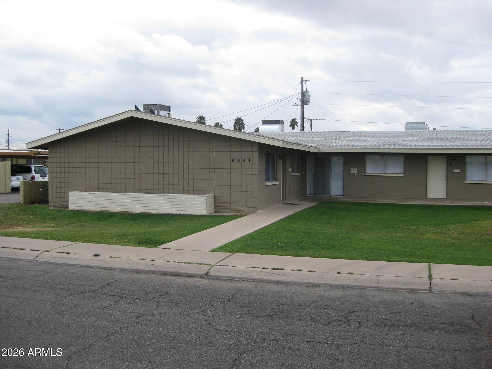 4349 W KEIM Drive