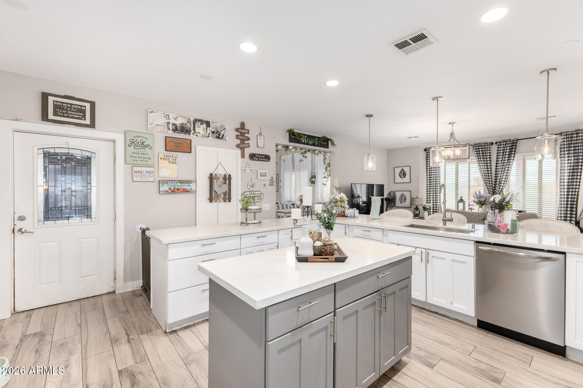 51520 W WILDCAT Lane