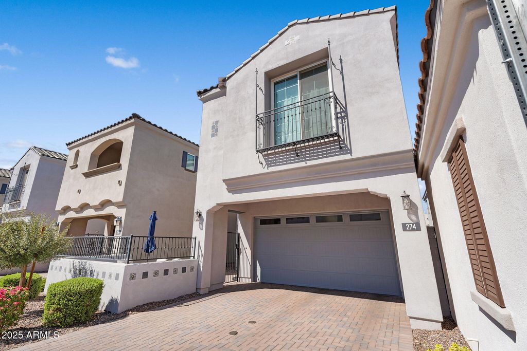 Photo of 274 E Raleigh Drive, Chandler, AZ 85286 (MLS # 6928701)