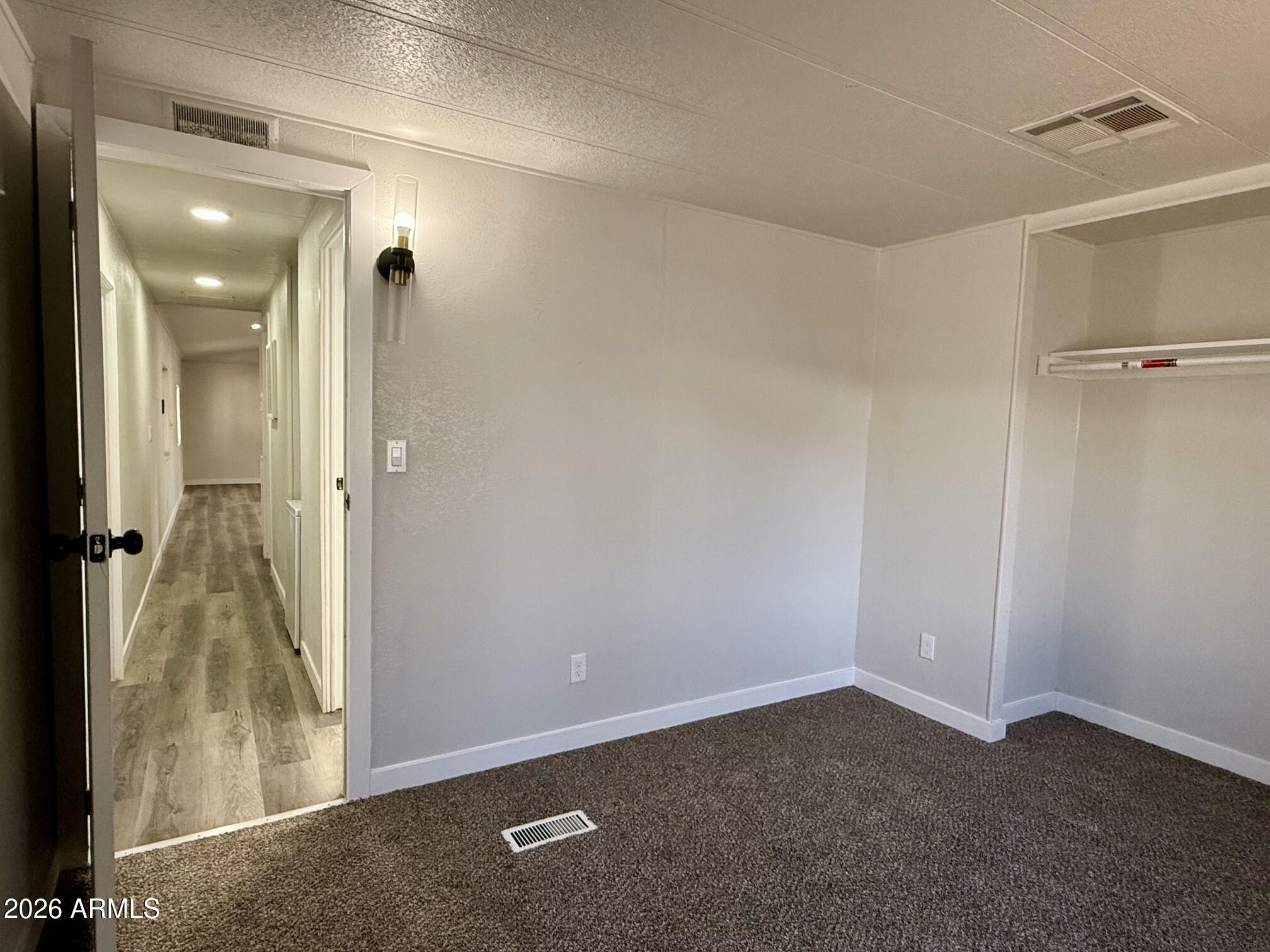 Paradise Groves Manufactured Home Park - Residential