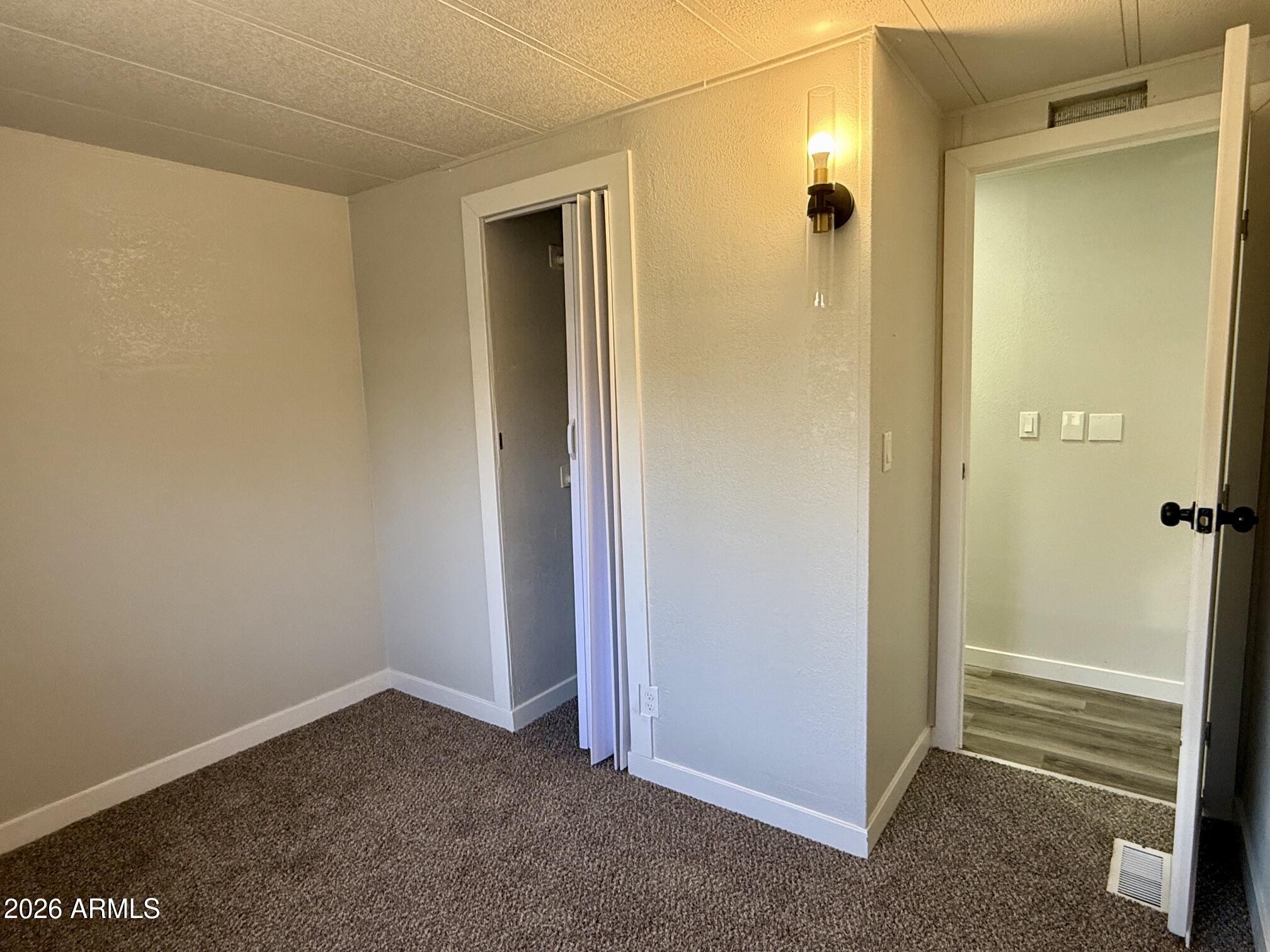 Paradise Groves Manufactured Home Park - Residential