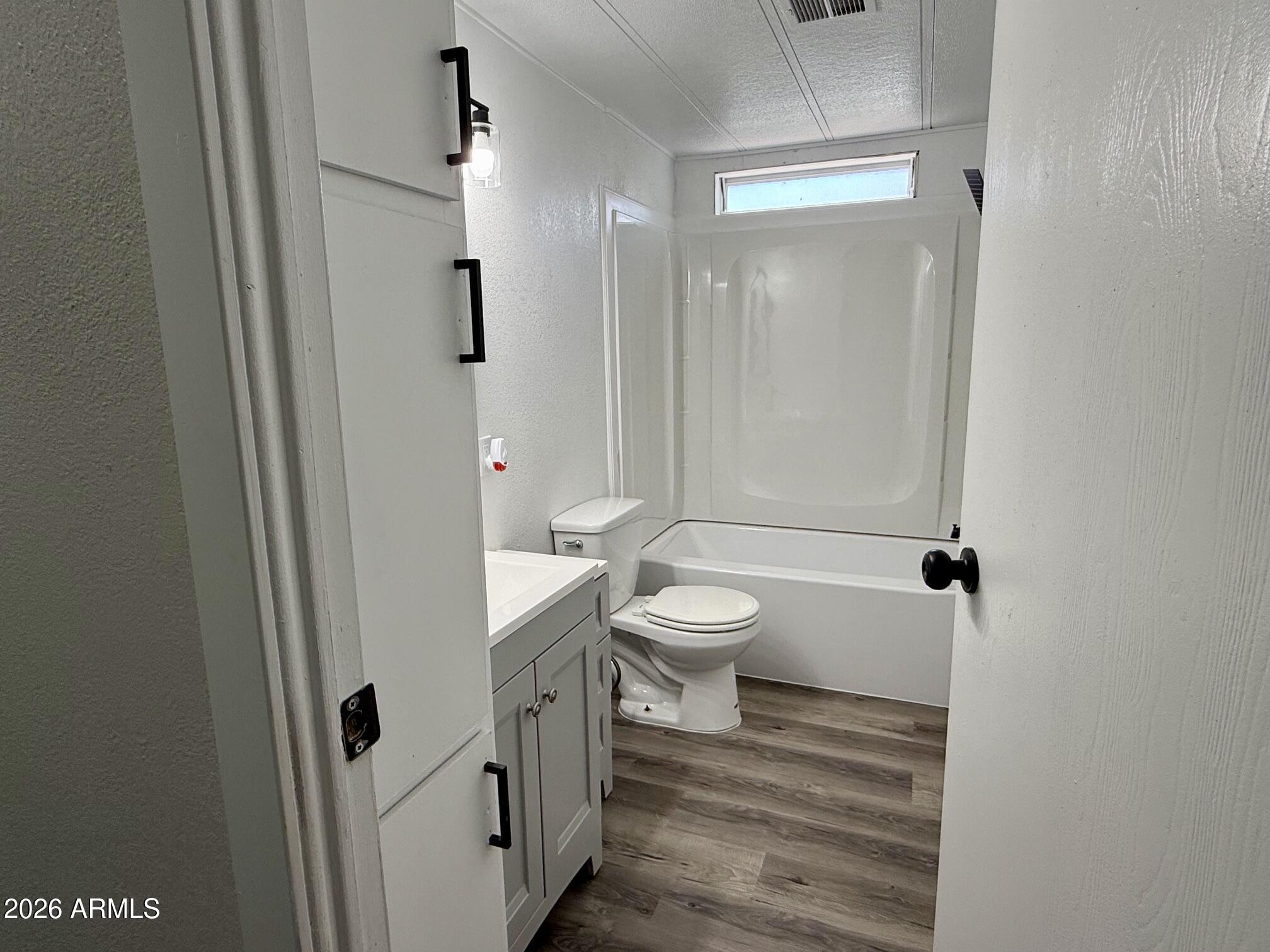Paradise Groves Manufactured Home Park - Residential