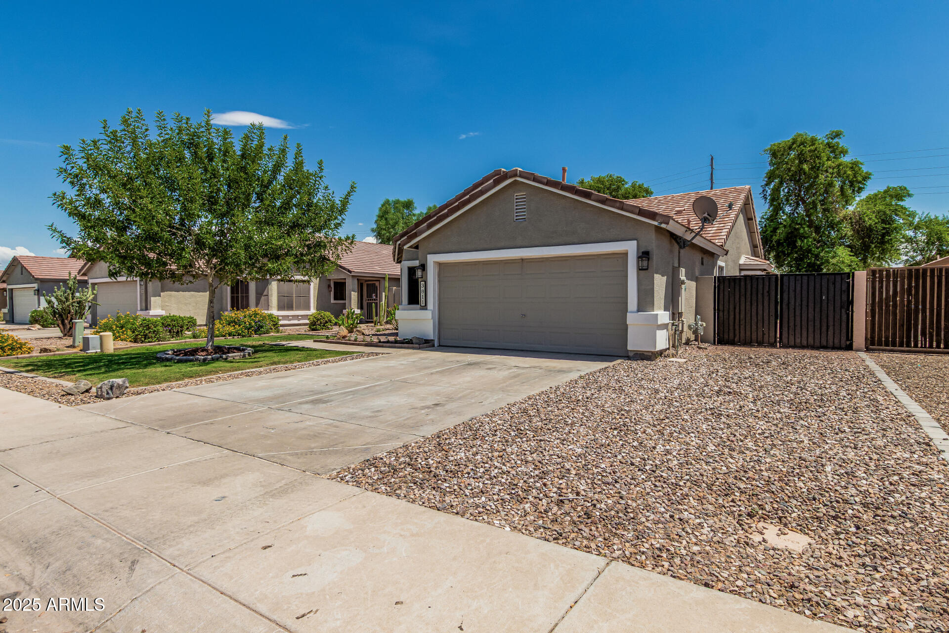 3811 S LOBACK Lane