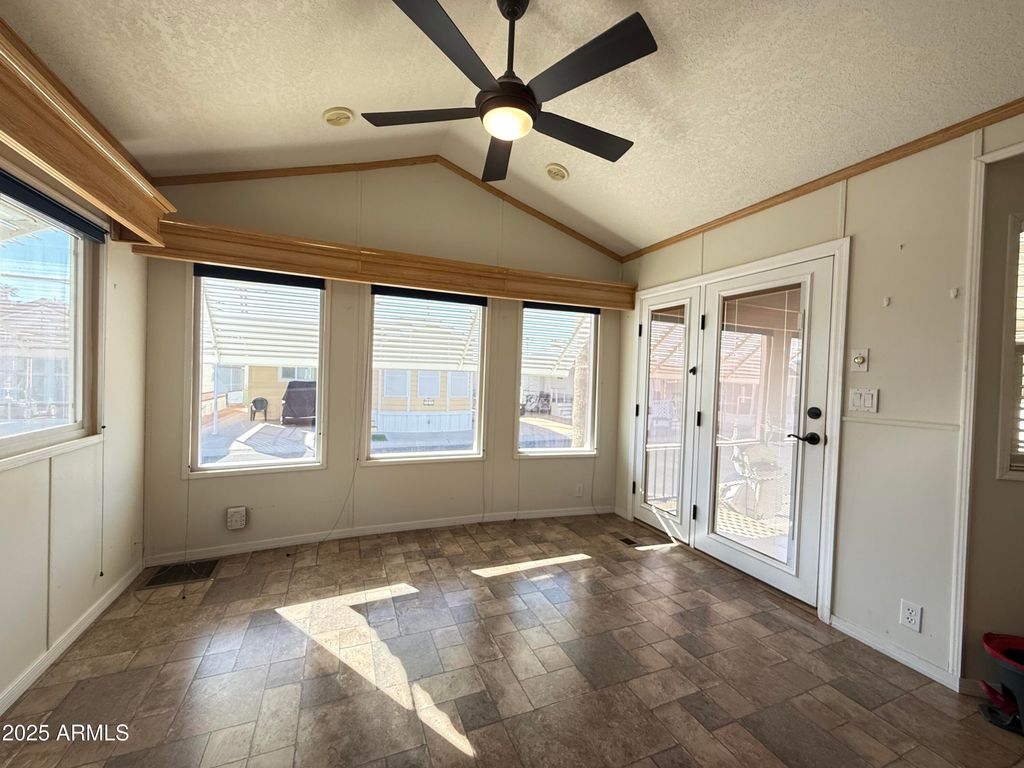 Photo of 957 Oxide Drive, Apache Junction, AZ 85119 (MLS # 6932471)