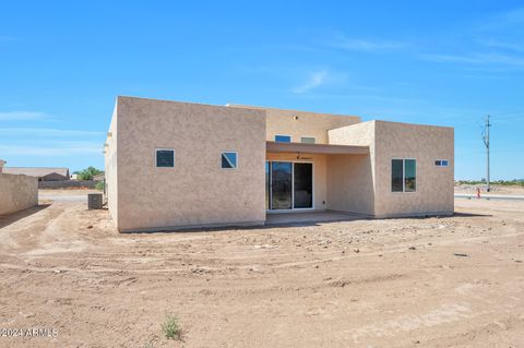 A home in Arizona City