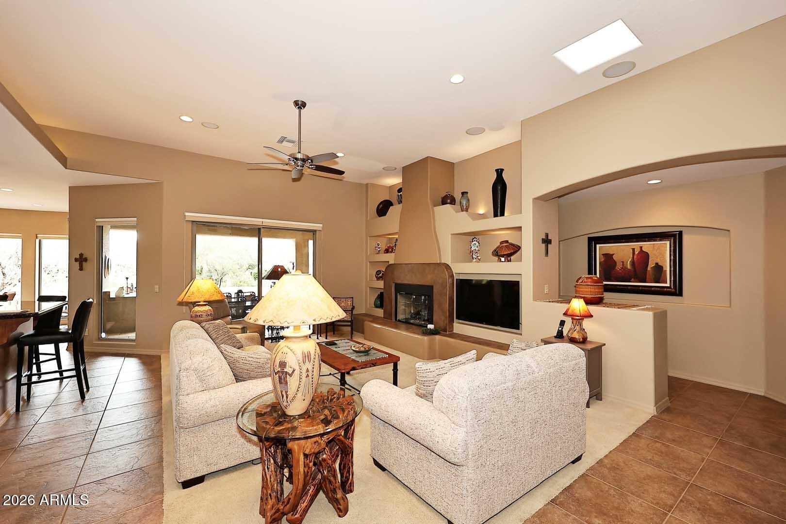 27921 N QUAIL SPRING Road N