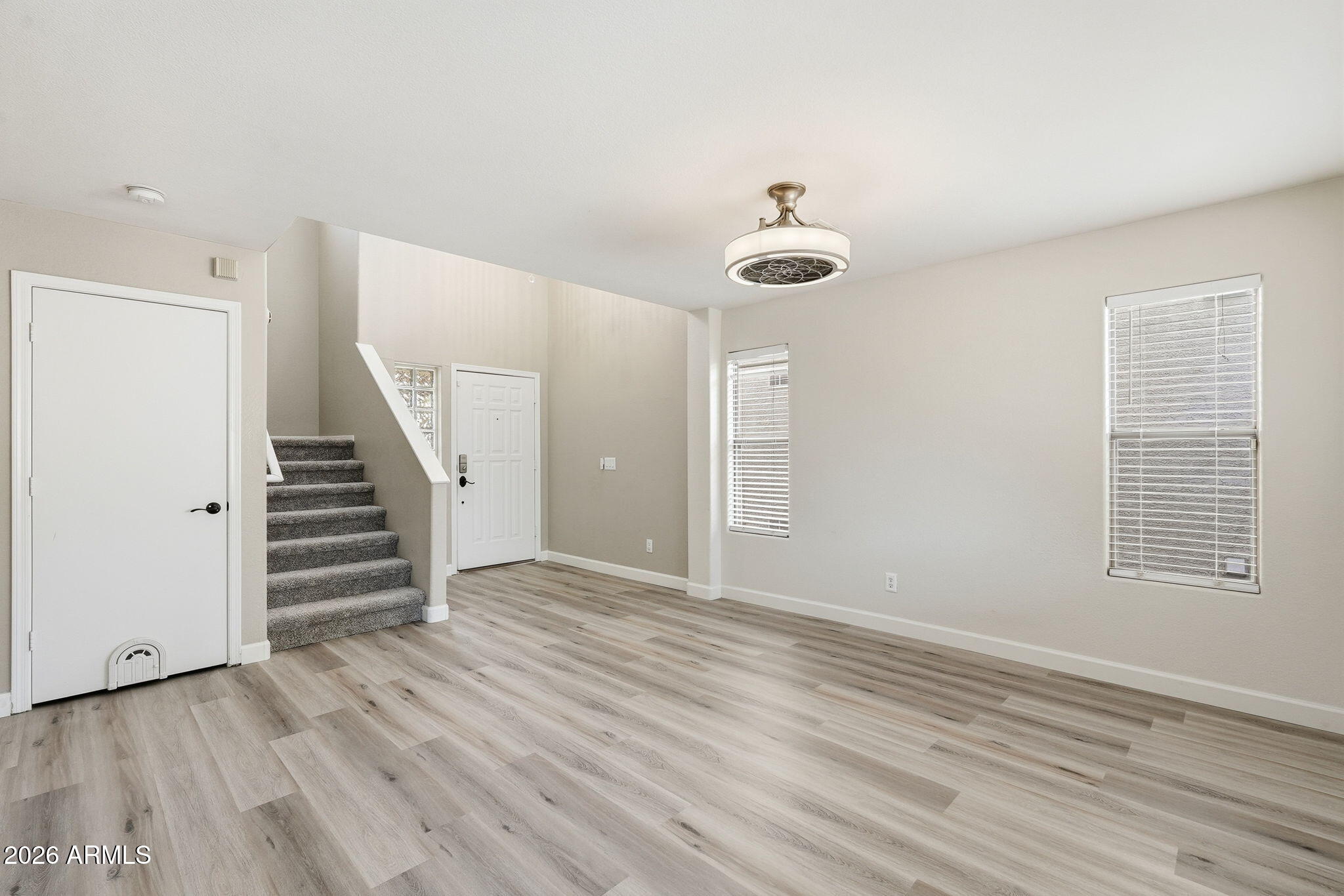 1789 E CARLA VISTA Drive