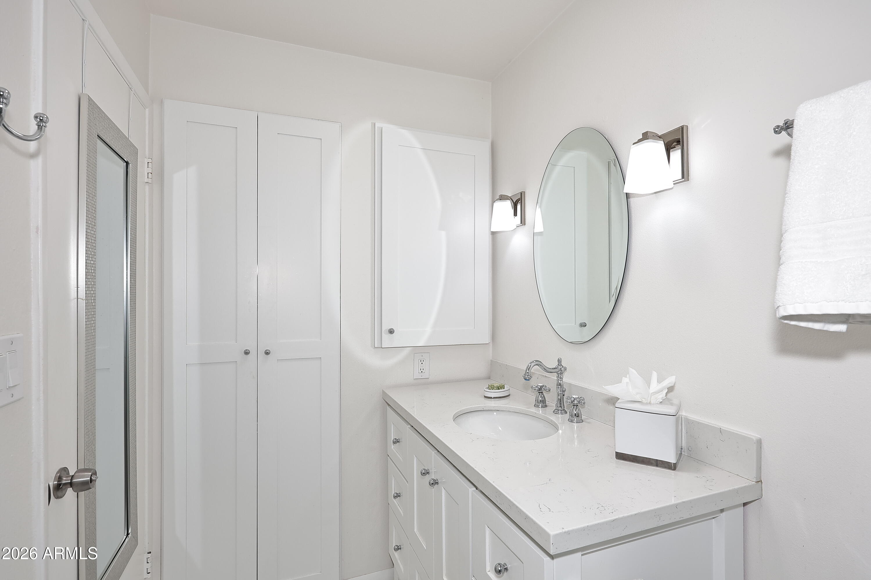 SCOTTSDALE HOUSE - Residential