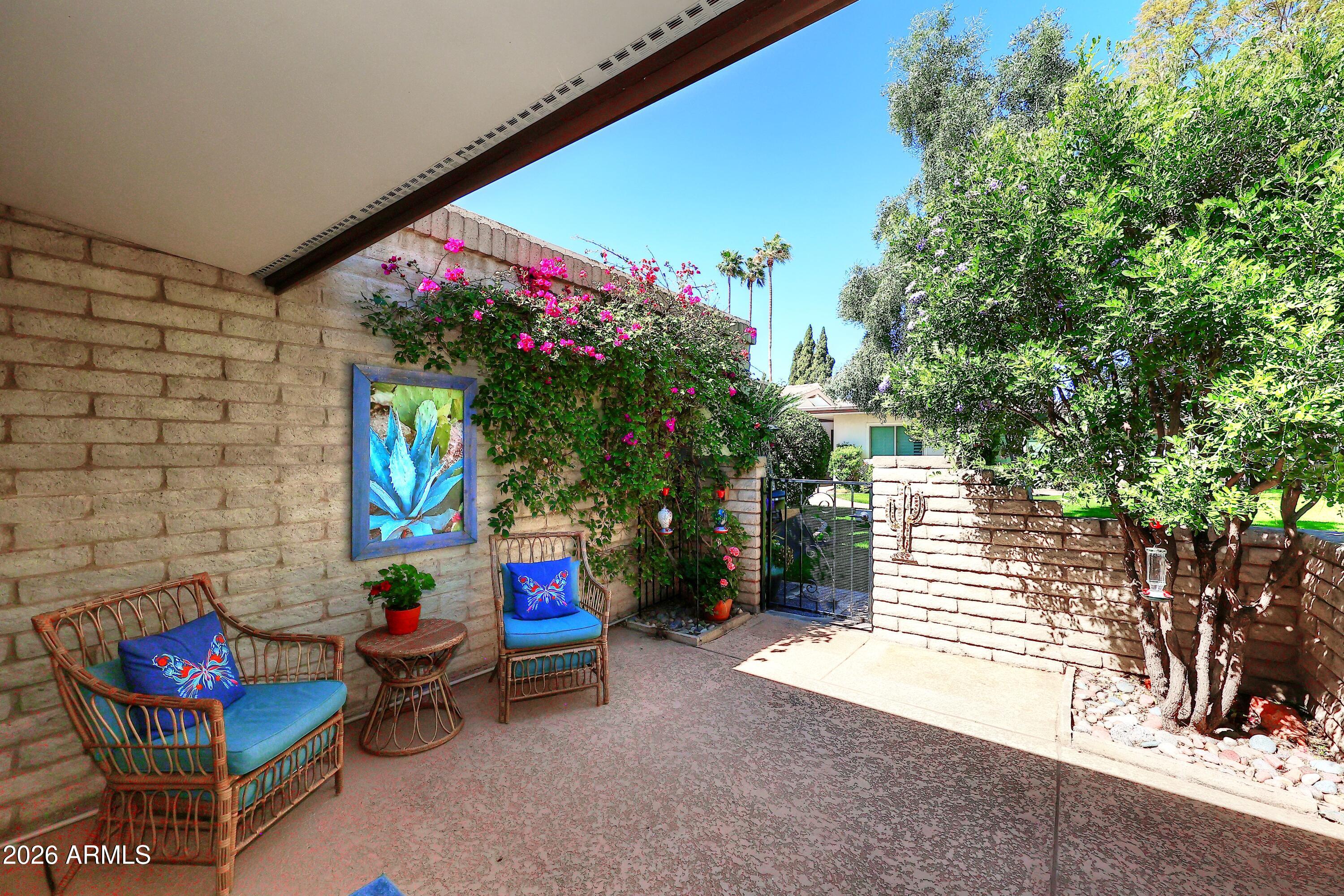 SCOTTSDALE HOUSE - Residential