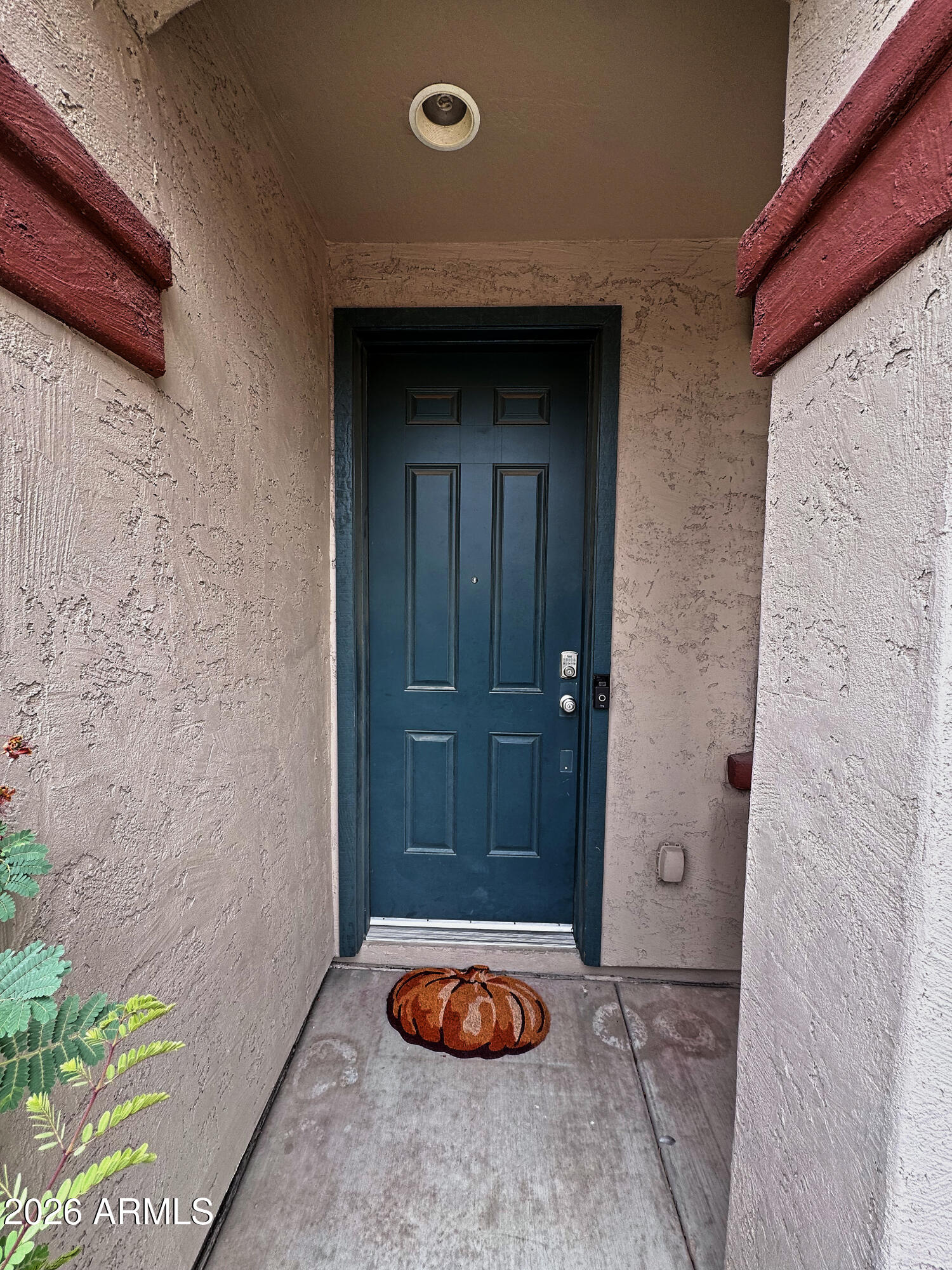 1032 E Cantebria Drive