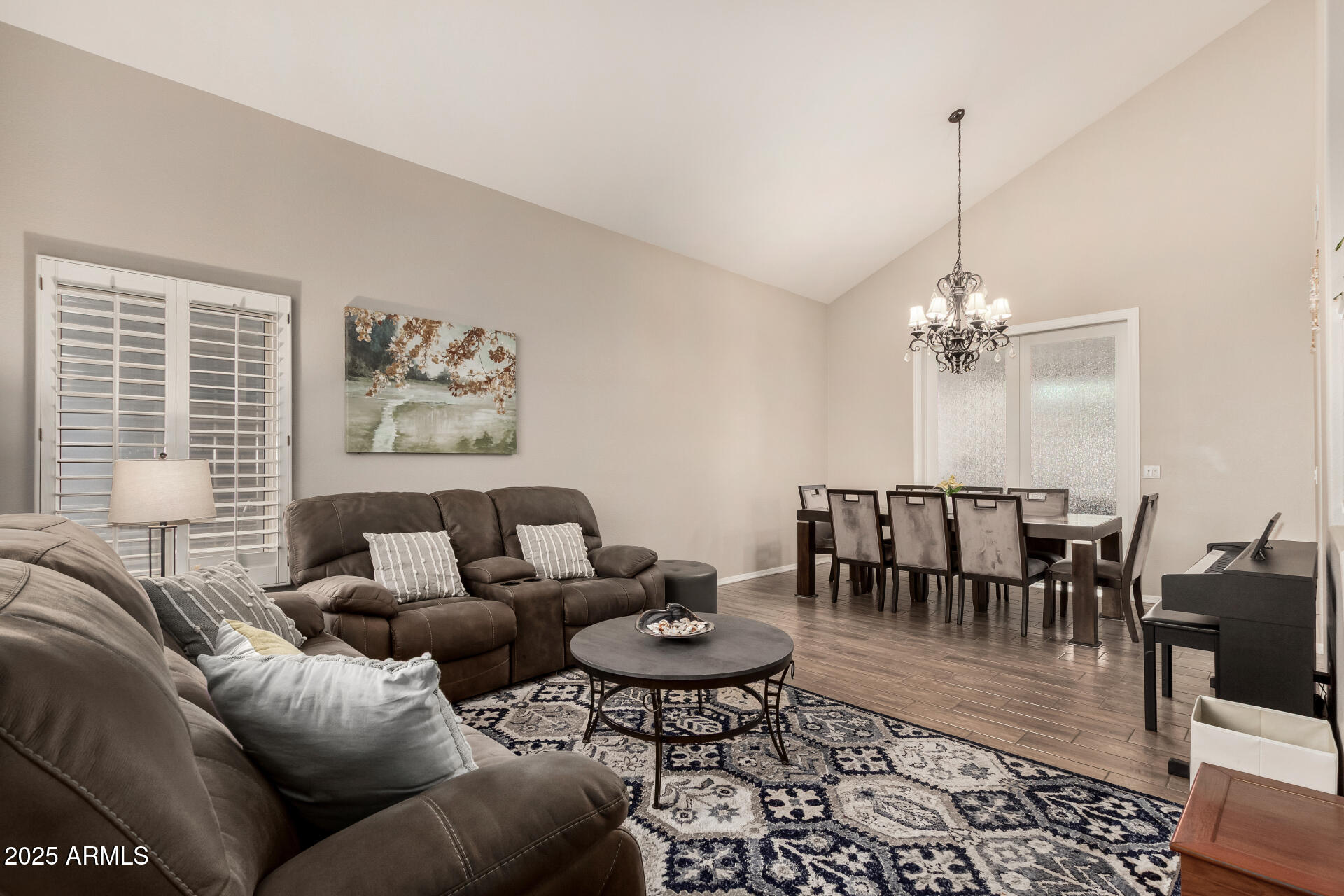 4616 E SUMMERHAVEN Drive