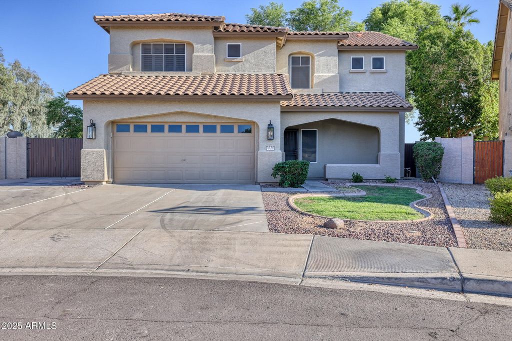 Photo of 8129 W Ross Avenue, Peoria, AZ 85382 (MLS # 6920050)