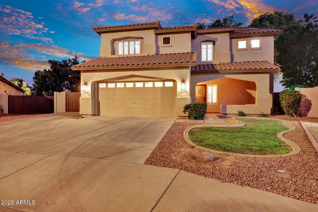 Photo of 8129 W Ross Avenue, Peoria, AZ 85382 (MLS # 6920050)