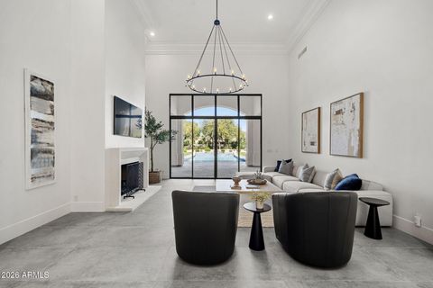 Photo of 7100 E Berneil Drive, Paradise Valley, AZ 85253 (MLS # 6975975)