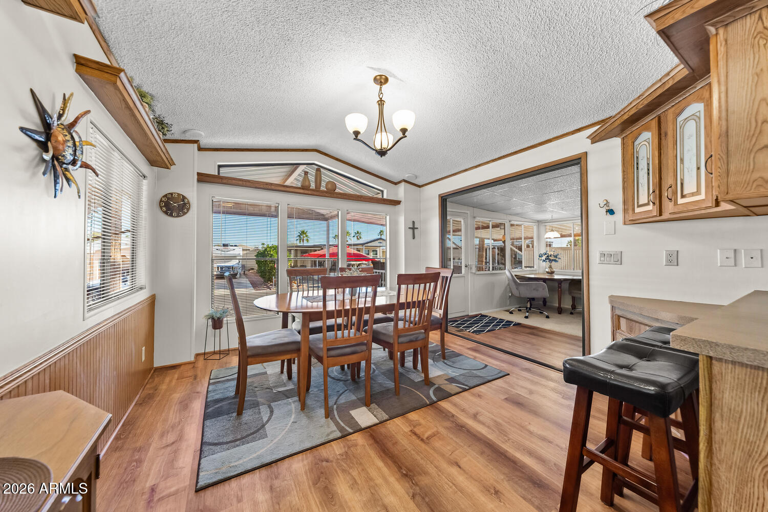 17200 W BELL Road 591