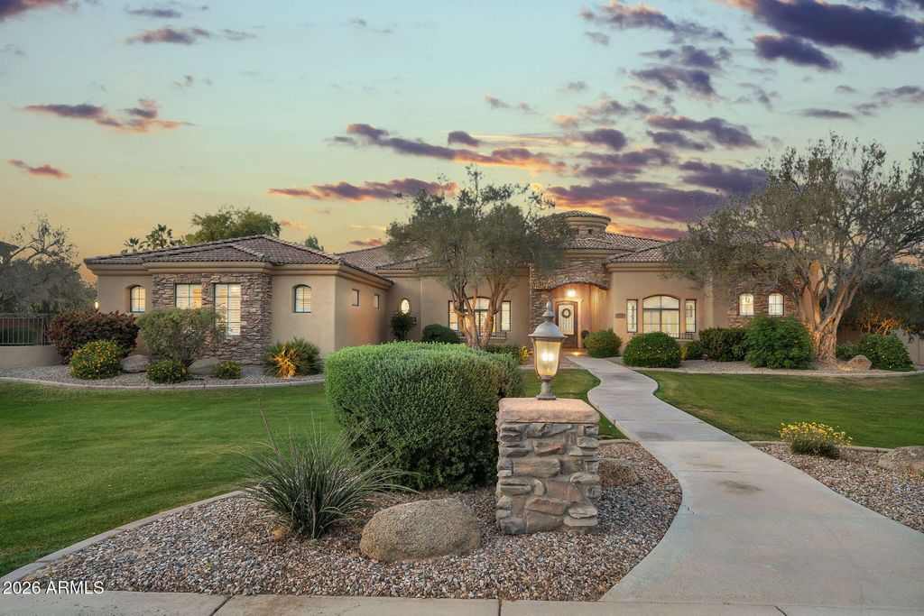 Photo of 2068 E Tiffany Court, Gilbert, AZ 85298 (MLS # 6989177)