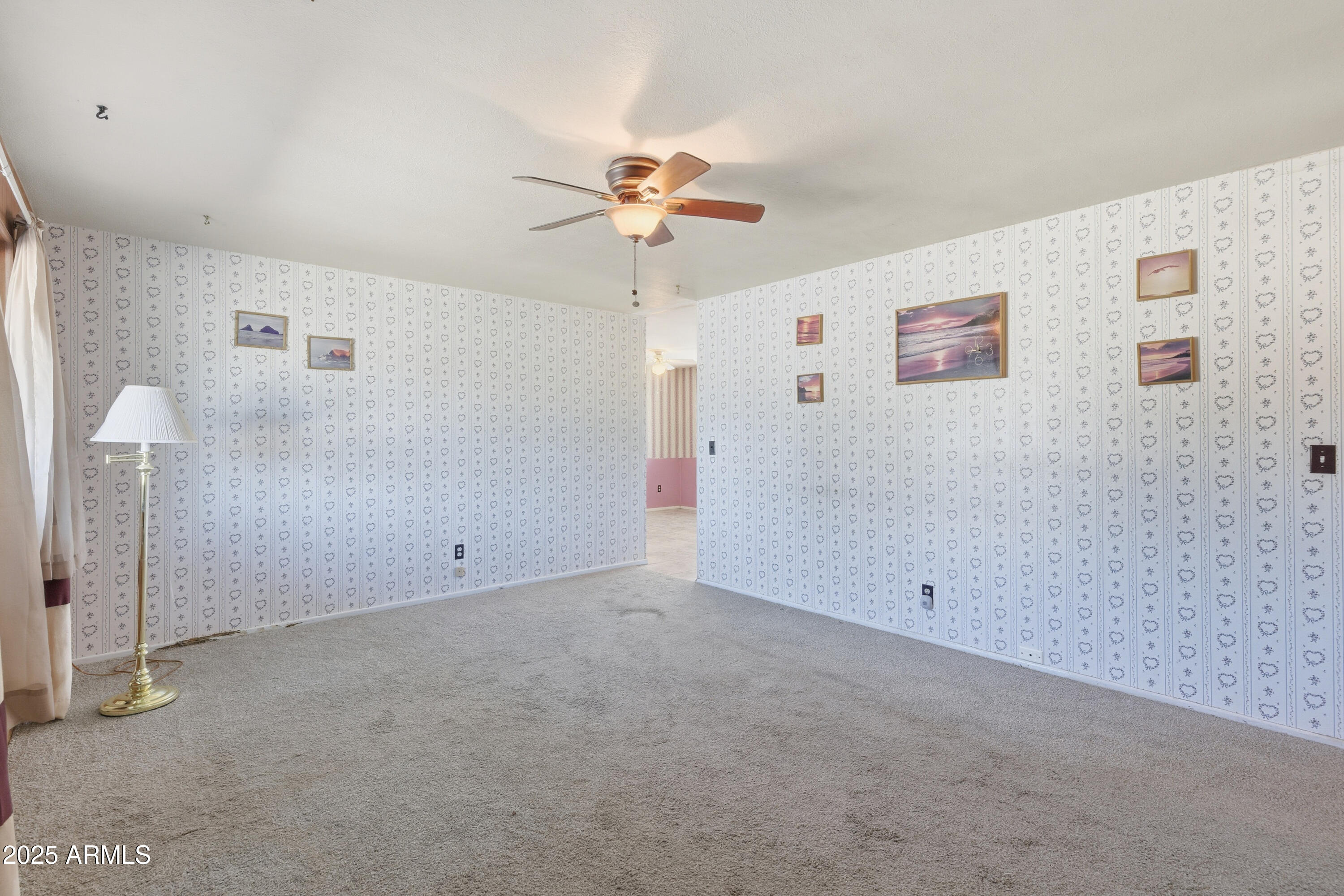 857 E BUFFALO Street