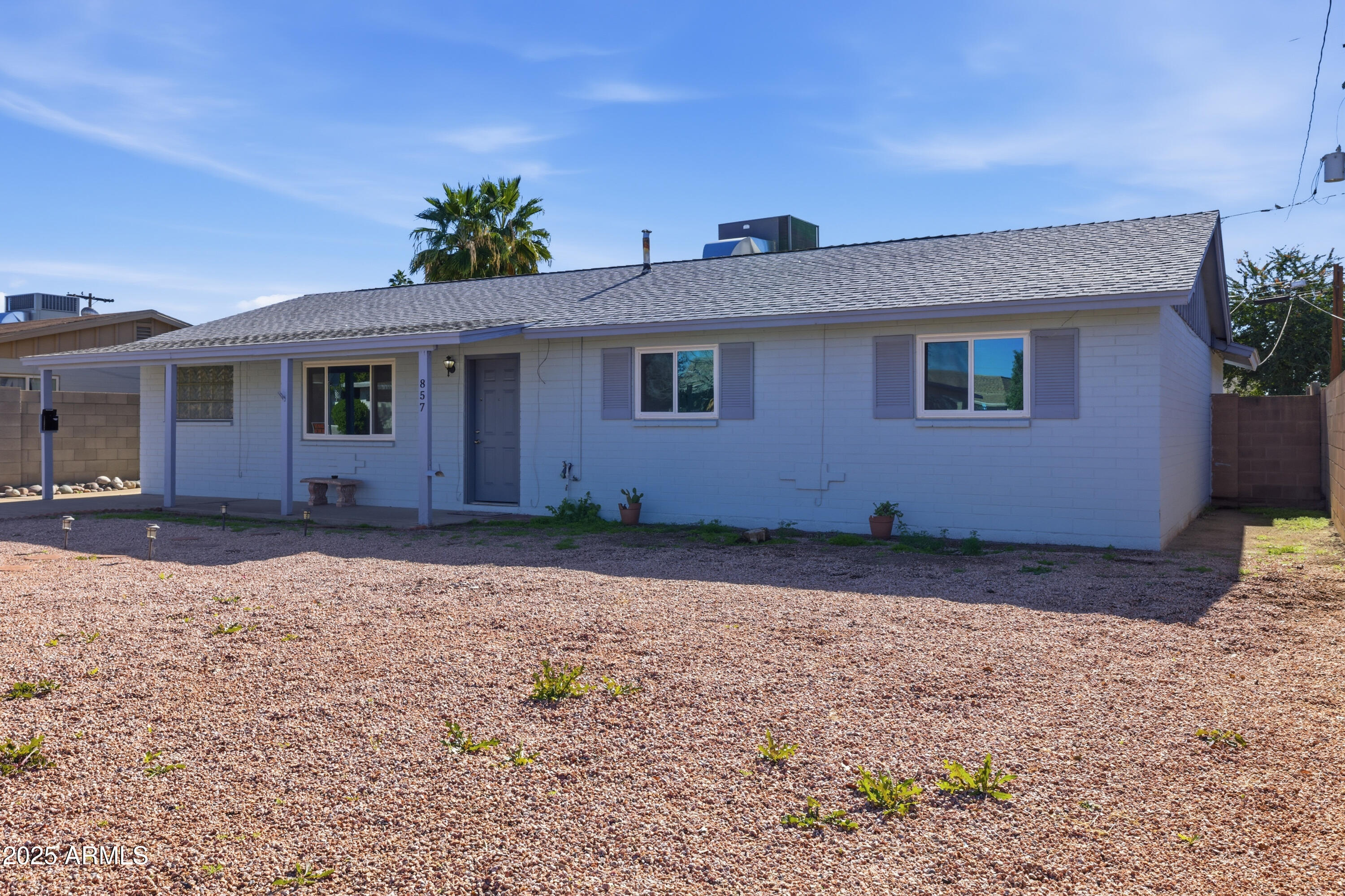 857 E BUFFALO Street