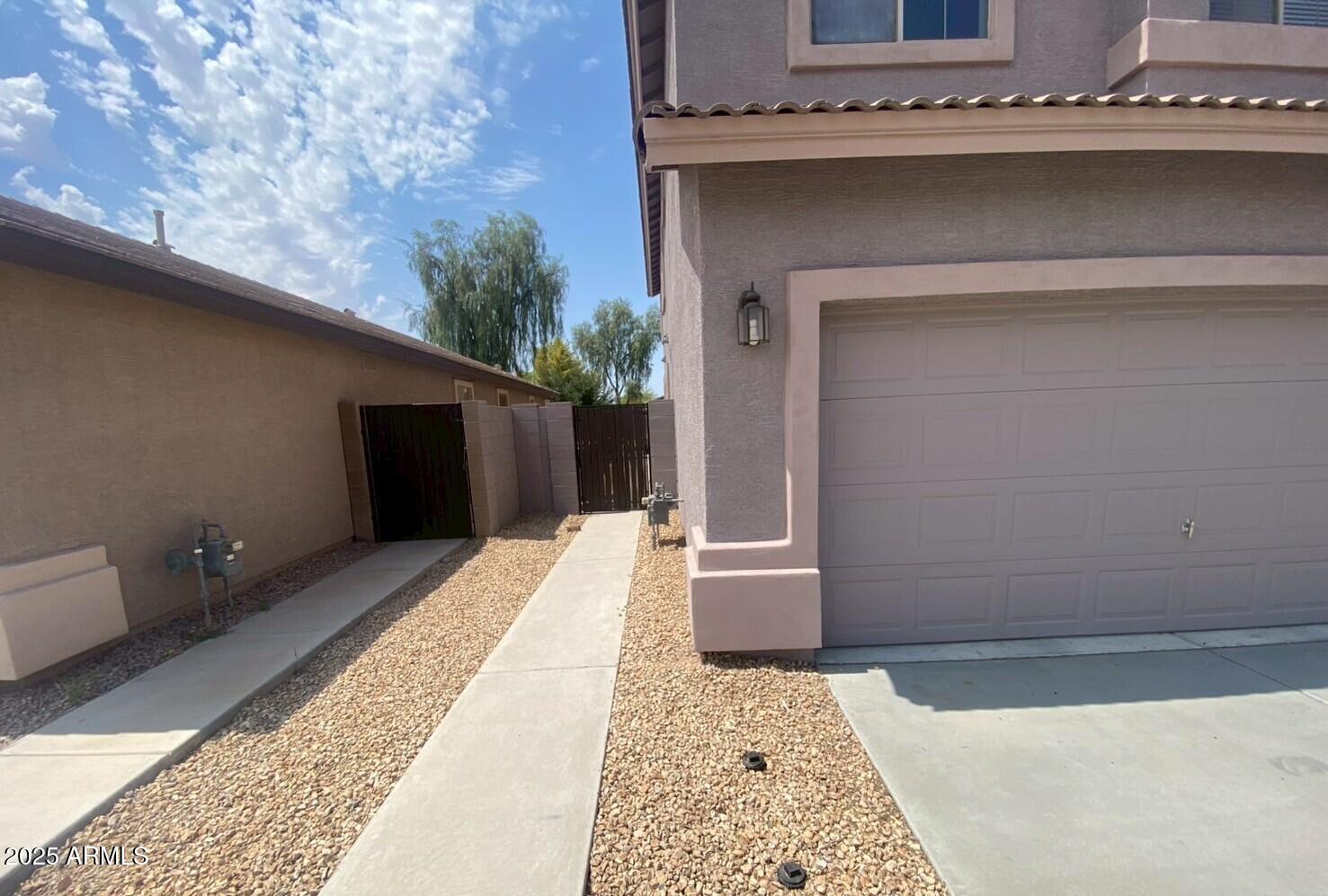 43455 W CHISHOLM Drive