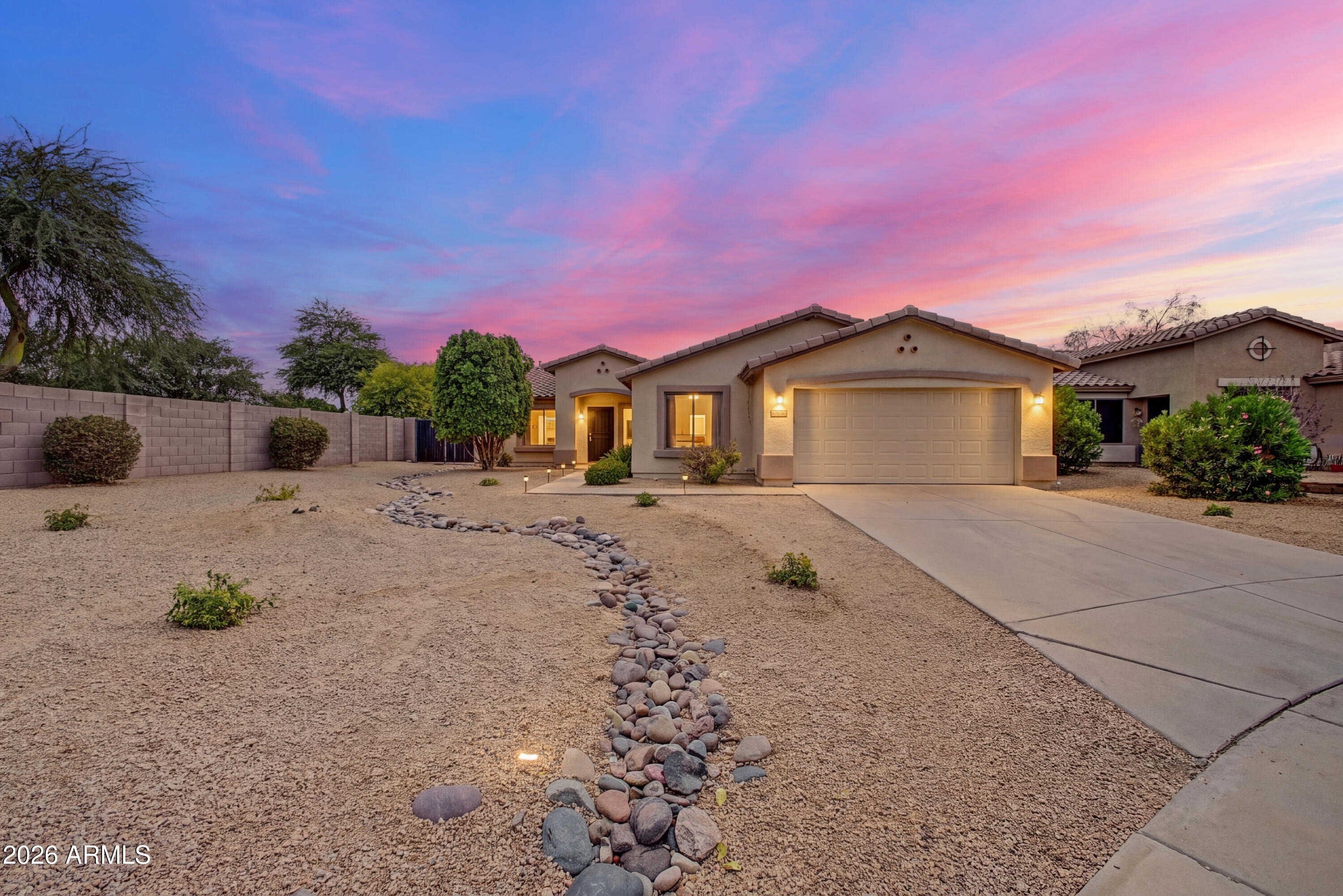 2511 E TOLEDO Court