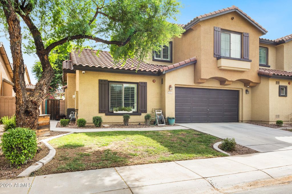 Photo of 1523 E Elgin Street, Gilbert, AZ 85295 (MLS # 6924961)