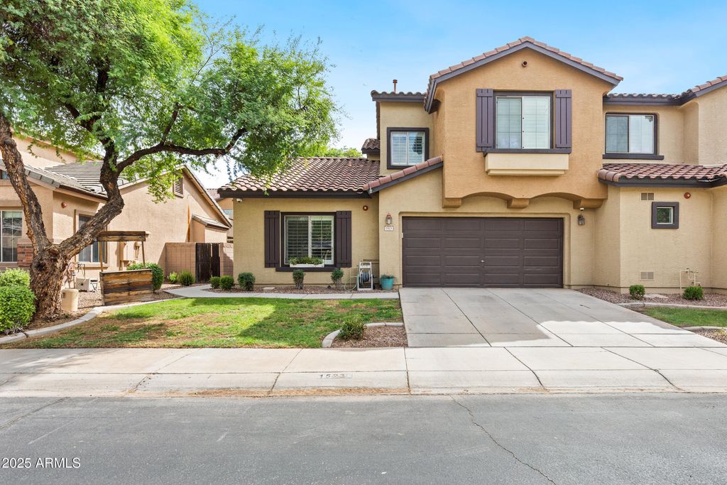 Photo of 1523 E Elgin Street, Gilbert, AZ 85295 (MLS # 6924961)