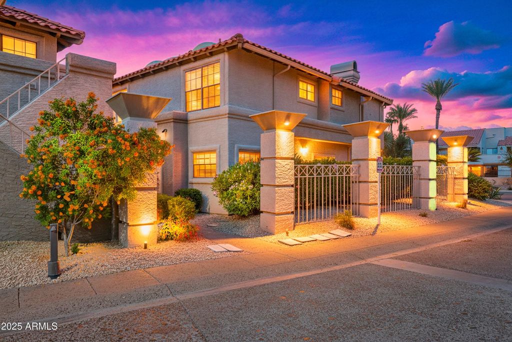 Photo of 10015 E Mountain View Road #1001, Scottsdale, AZ 85258 (MLS # 6950111)