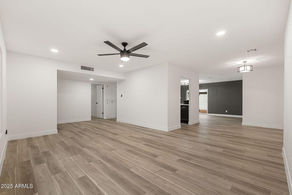 Photo of 5117 W Crocus Drive, Glendale, AZ 85306 (MLS # 6924681)