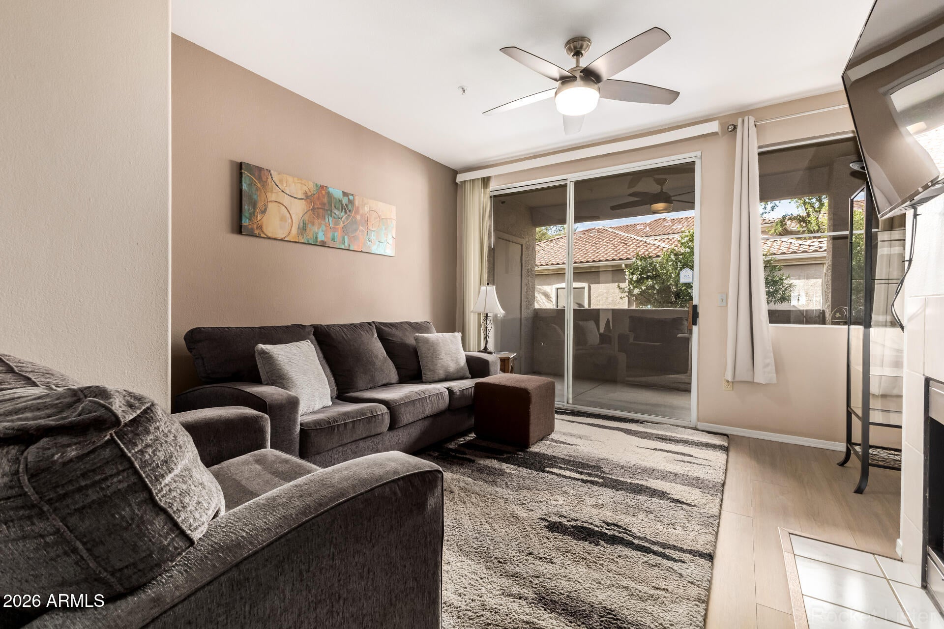 3830 E LAKEWOOD Parkway E 2031
