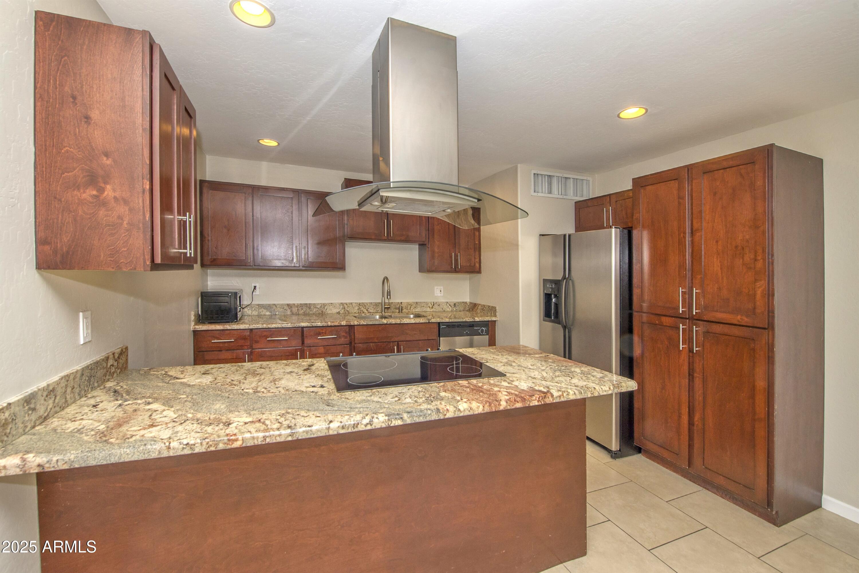 36 E Fillmore Street