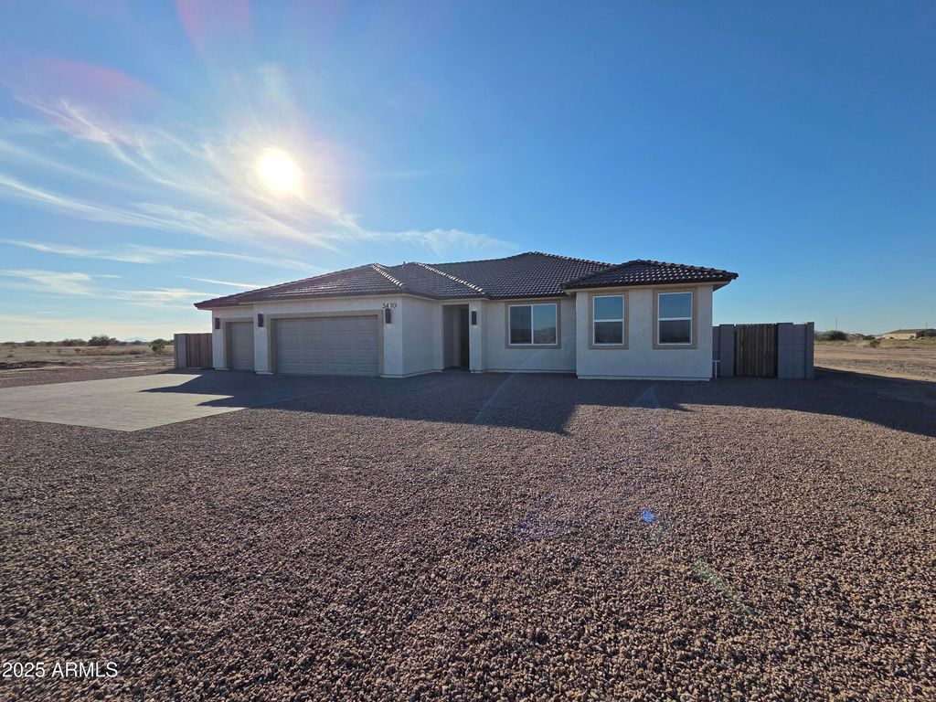 Photo of 3410 N Tumbleweed Road, Eloy, AZ 85131 (MLS # 6952563)