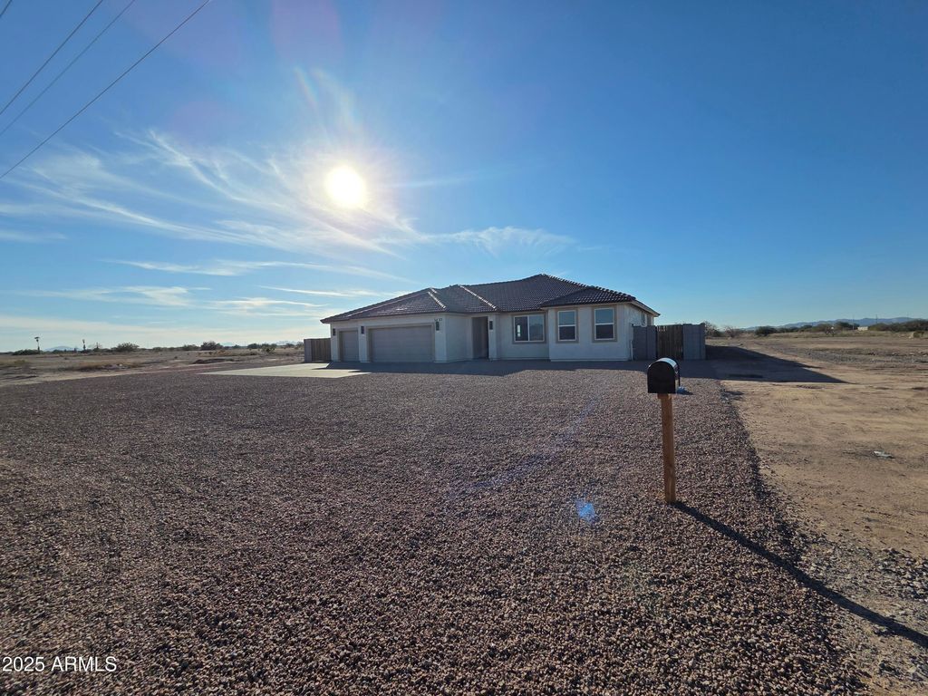 Photo of 3410 N Tumbleweed Road, Eloy, AZ 85131 (MLS # 6952563)