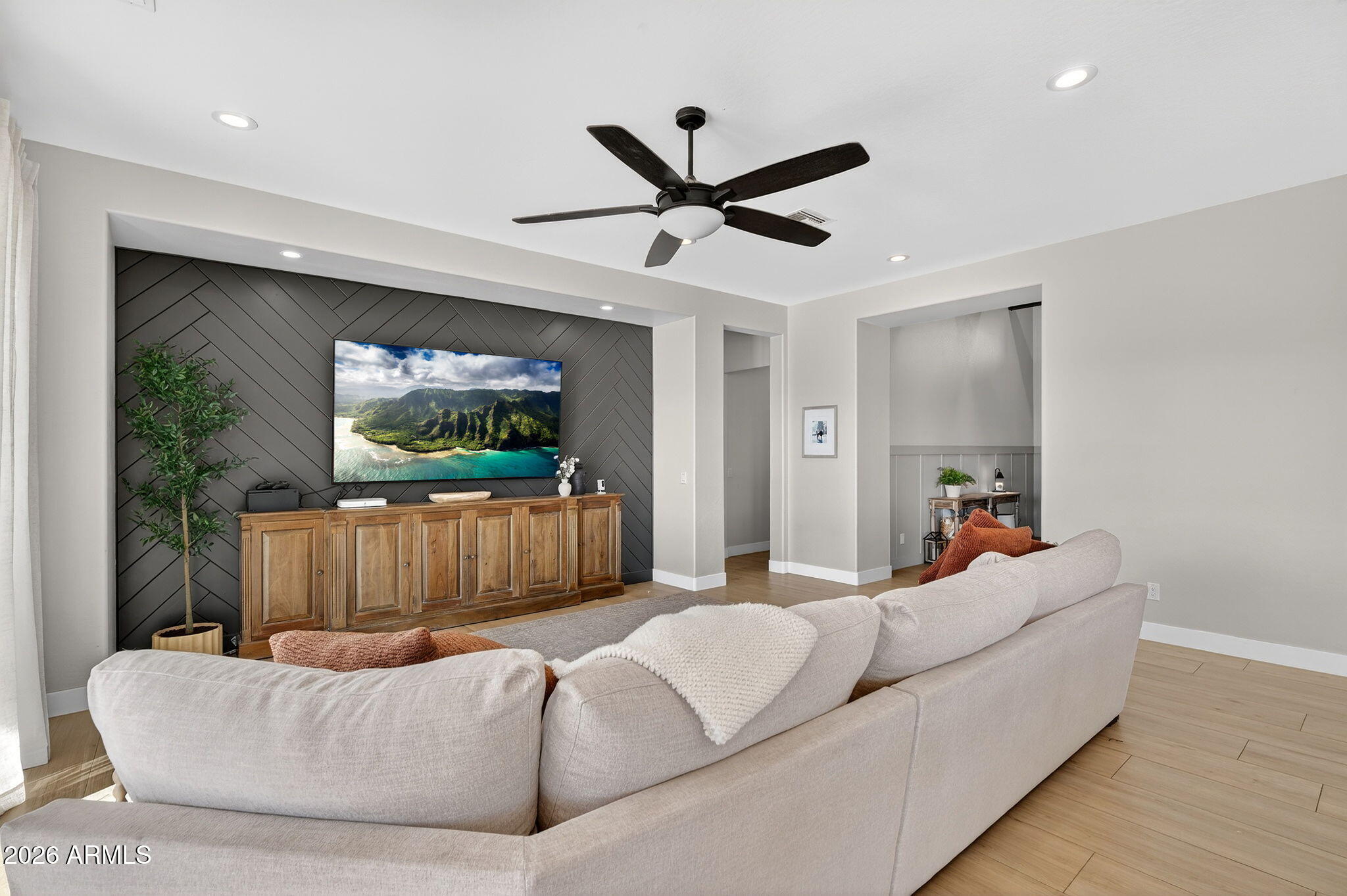 629 W CLOUD Road