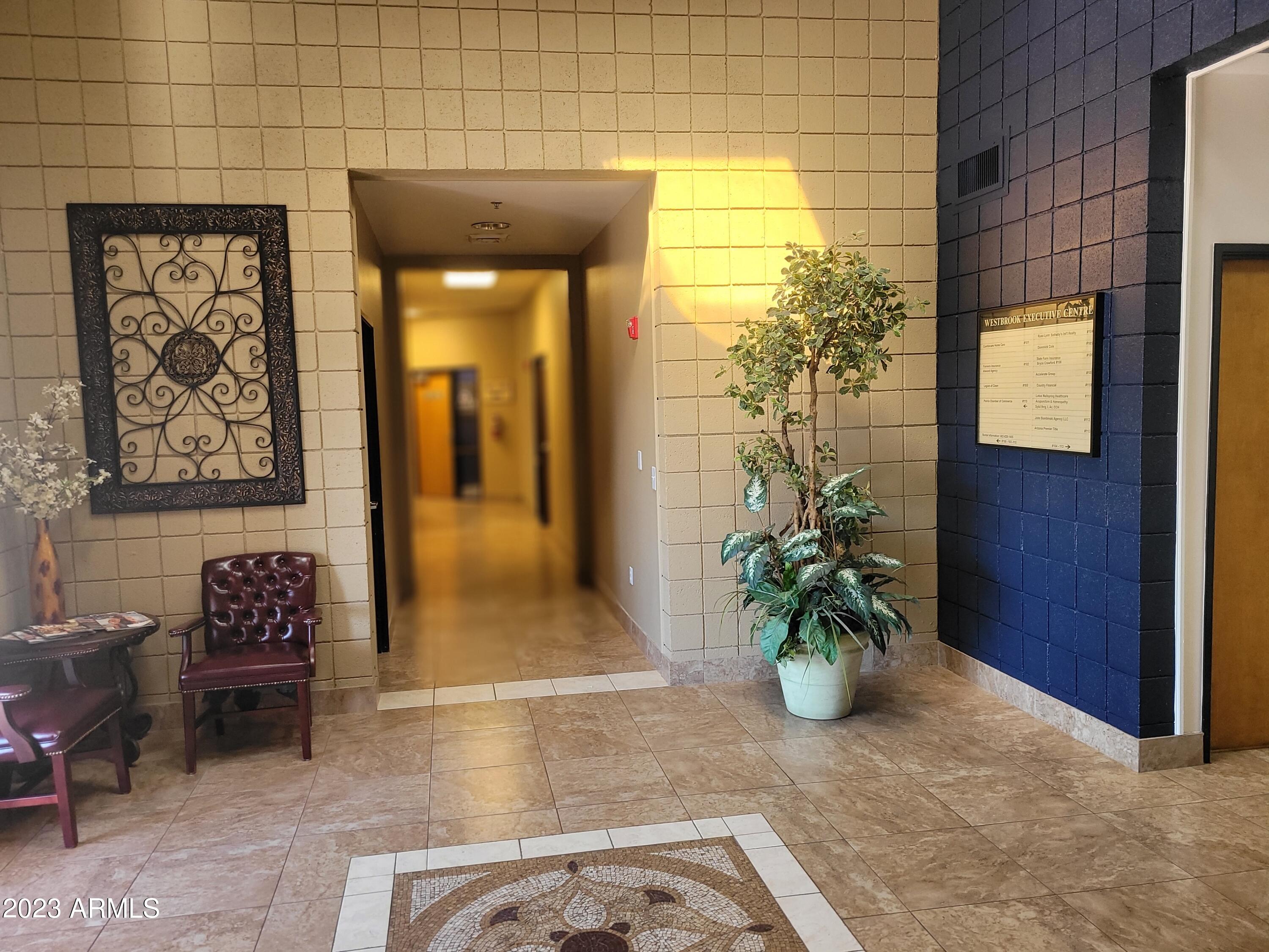 8715 W UNION HILLS Drive 107