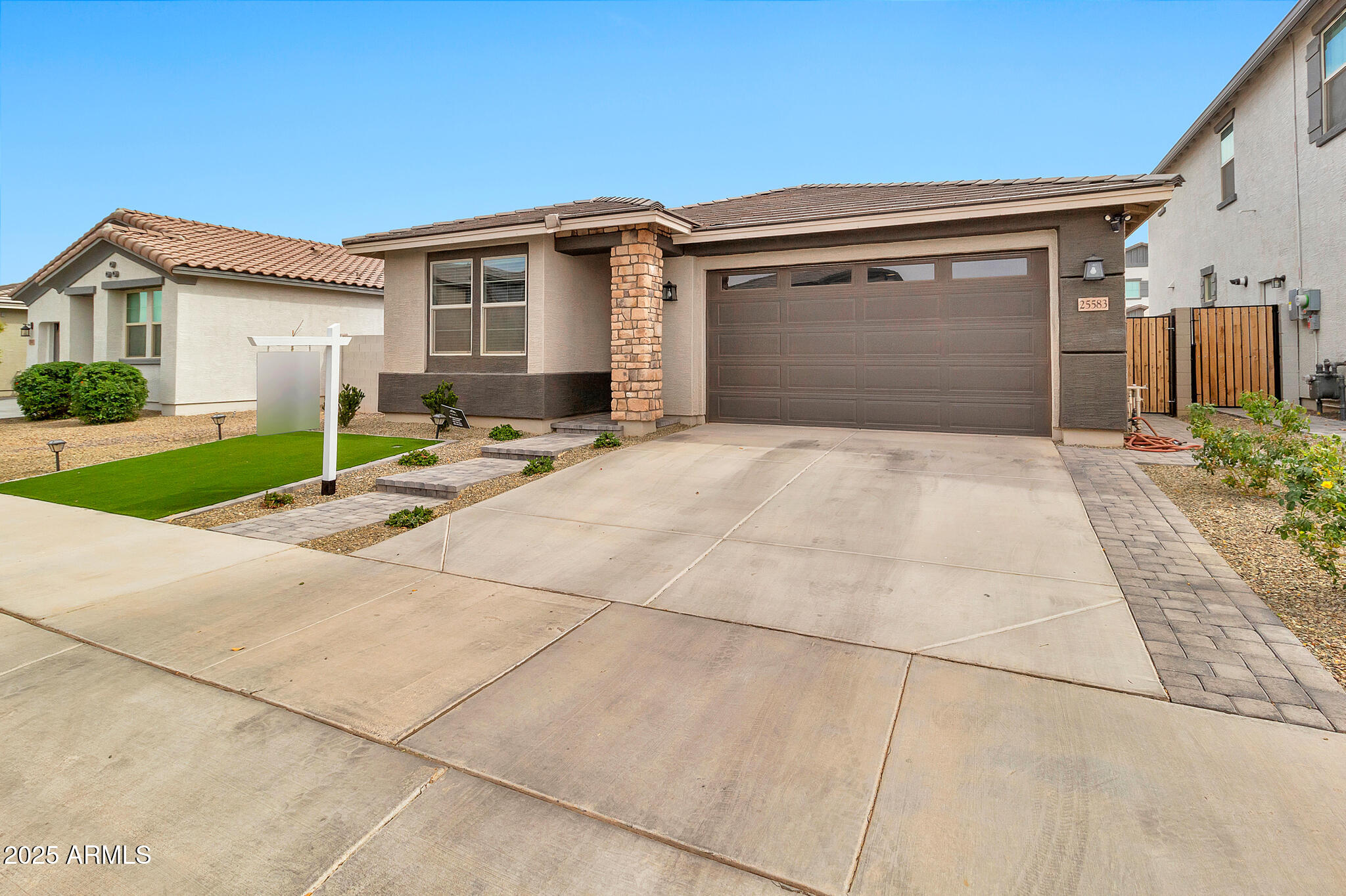 25583 S 224TH Place