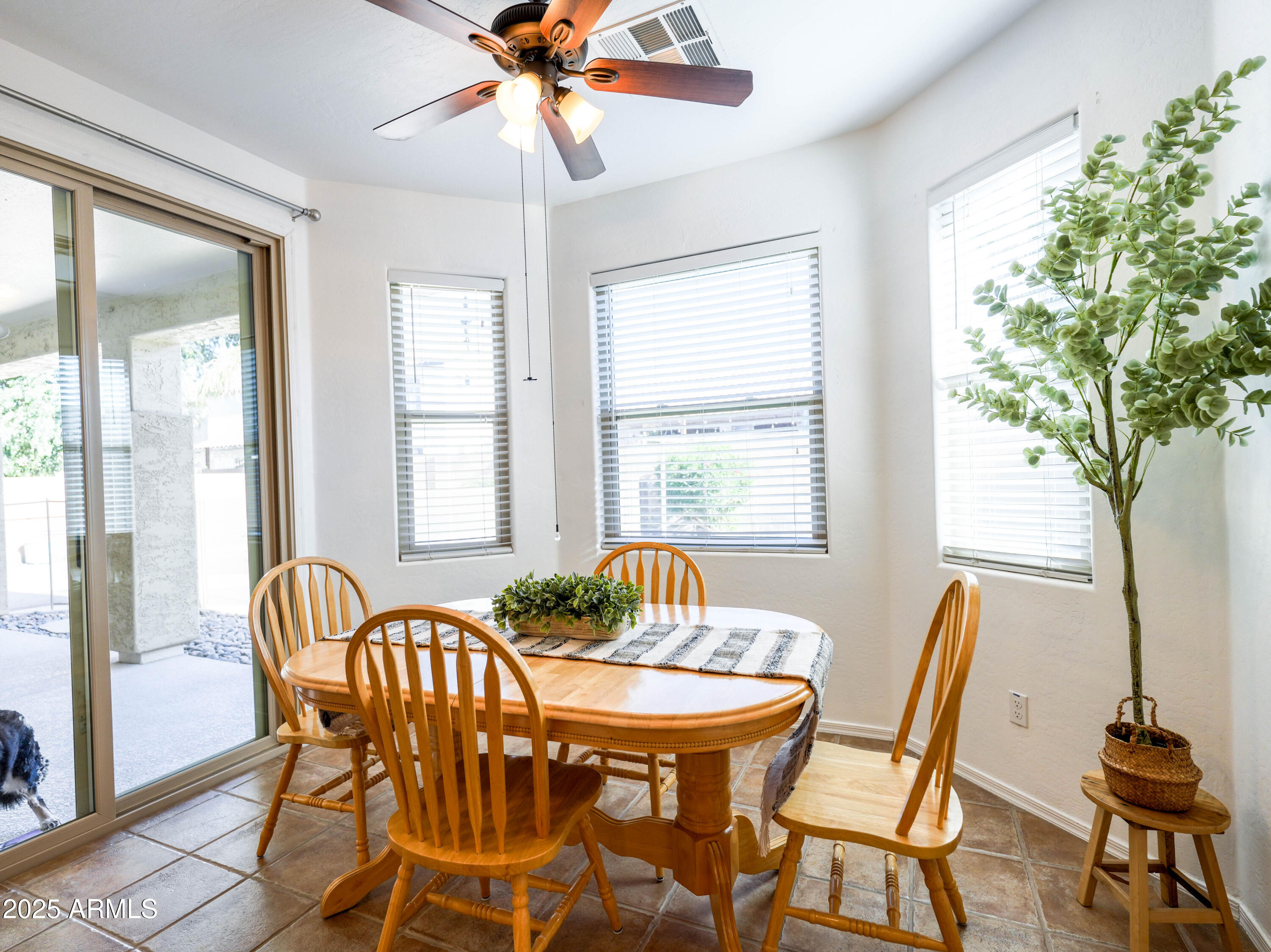 19403 E ARROWHEAD Trail