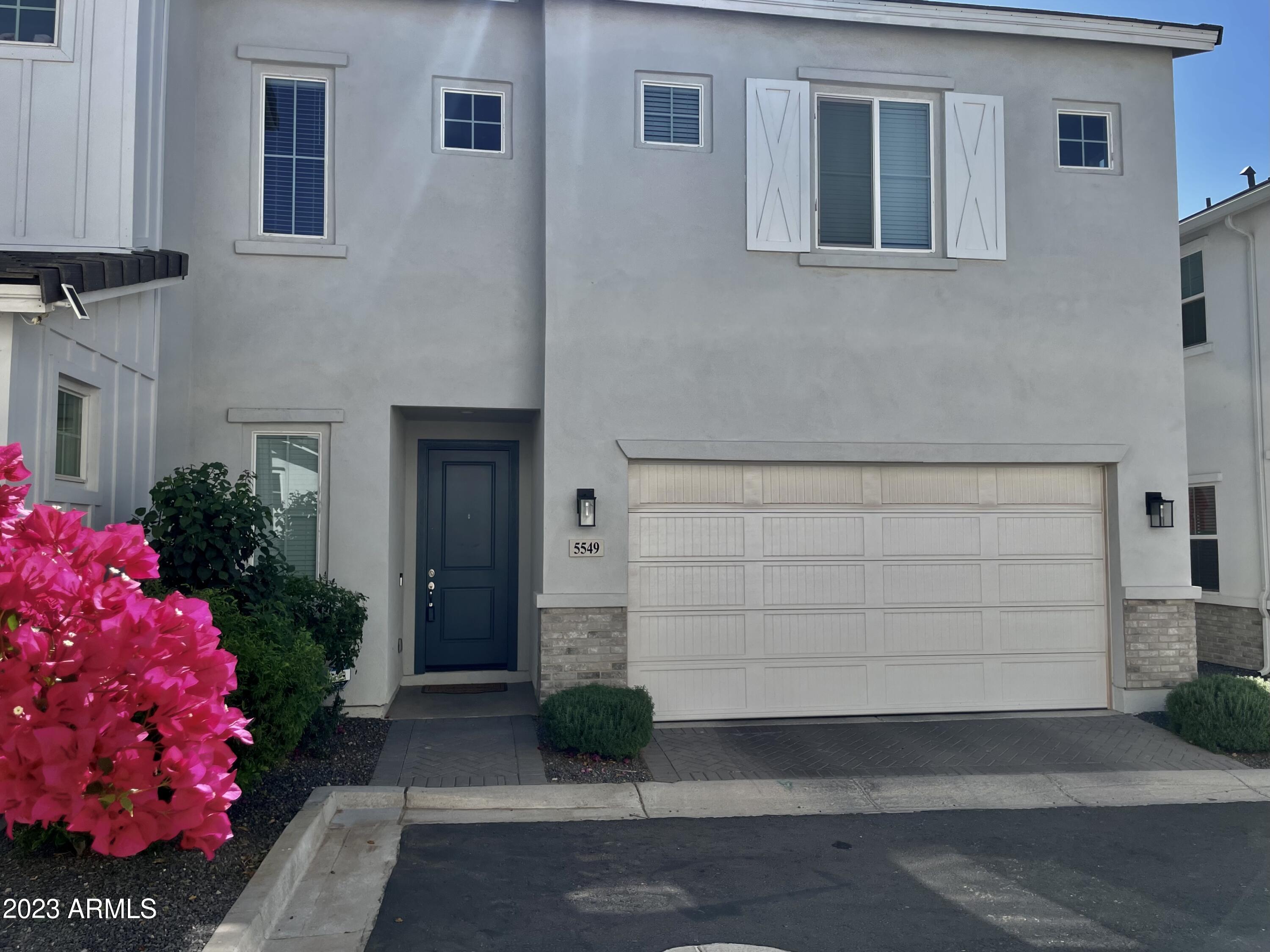 5549 S DILLON --