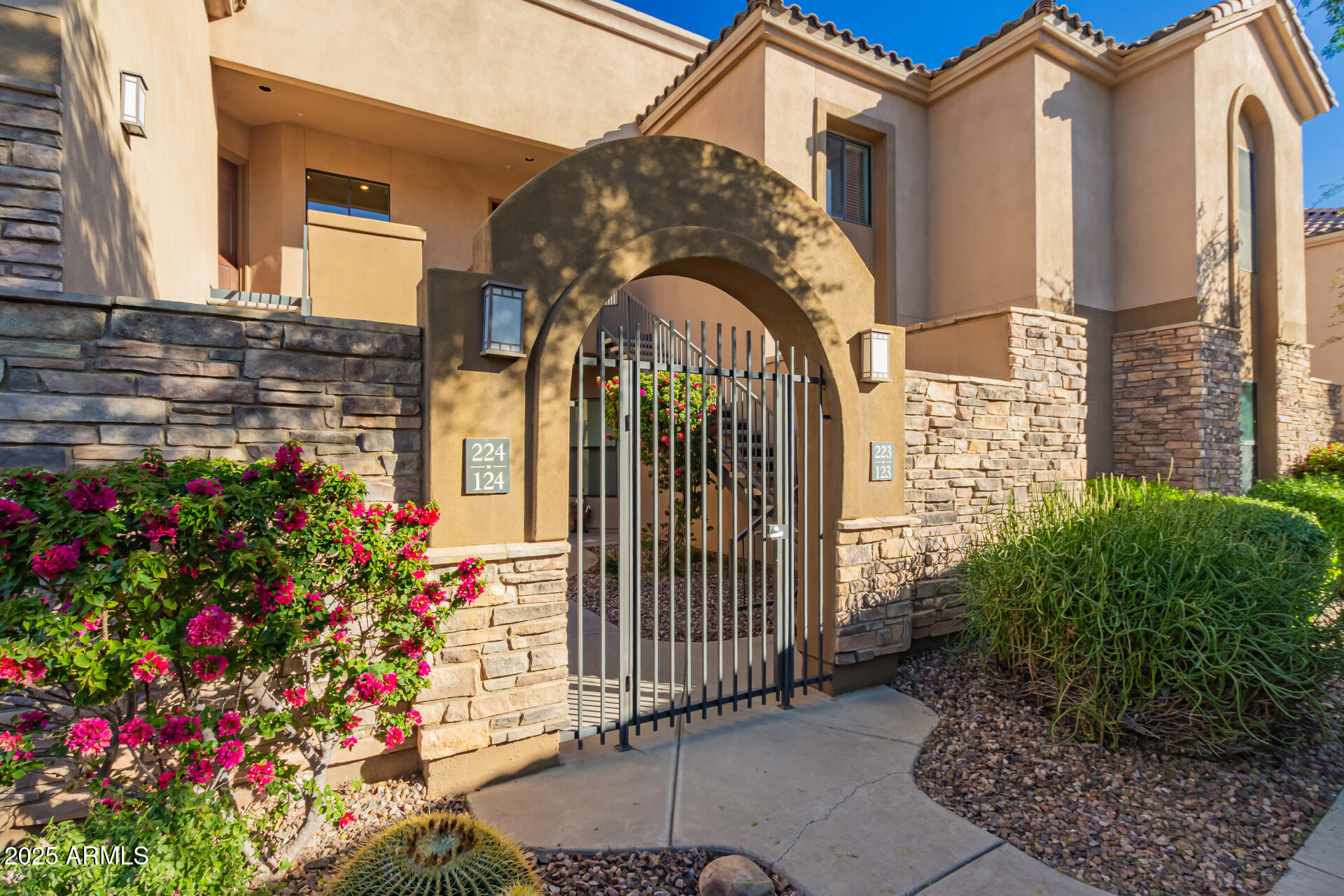 7027 N SCOTTSDALE Road 224