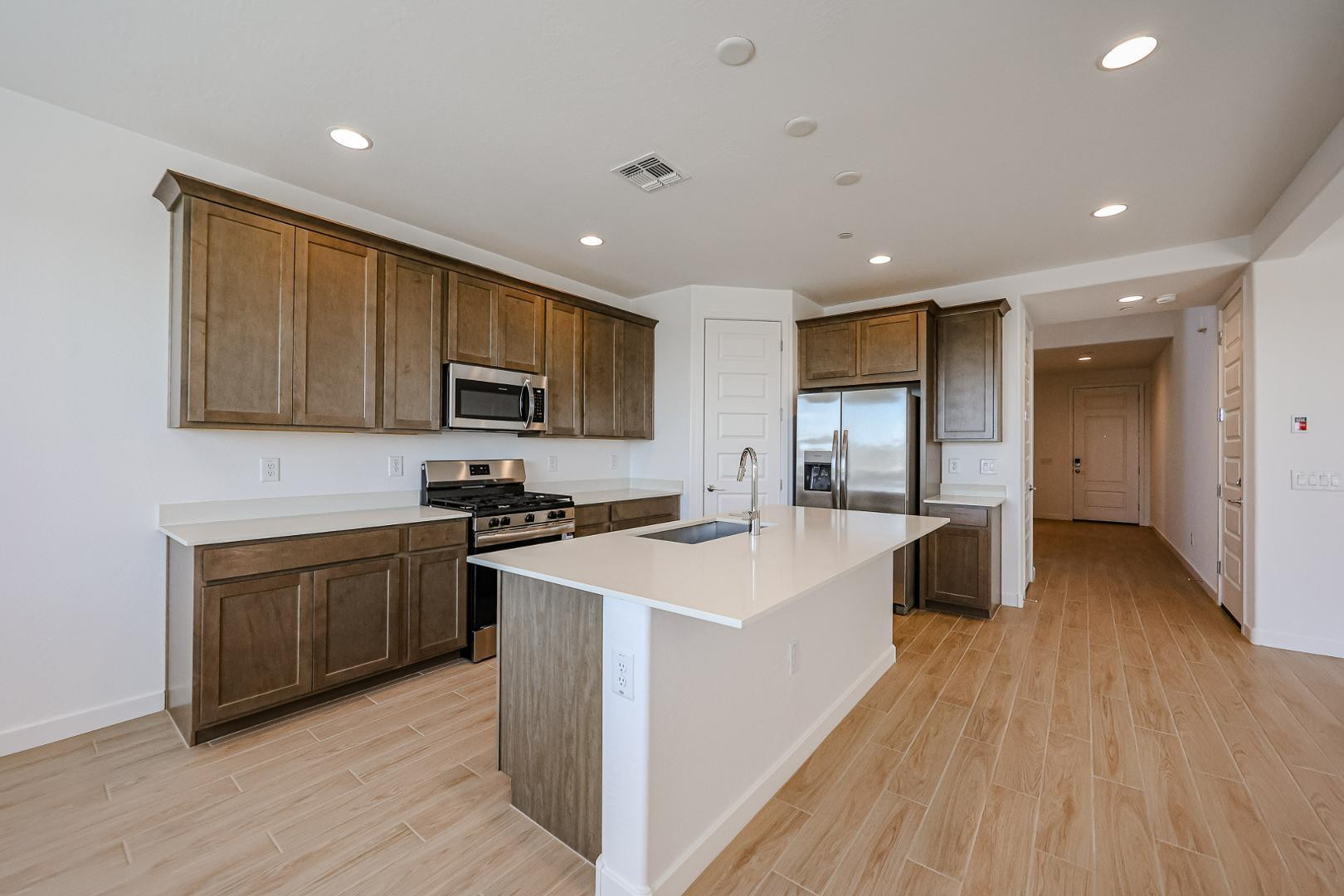 12053 W Calle De Pompas