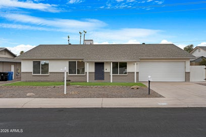 4327 E LA PUENTE Avenue Phoenix AZ 85044