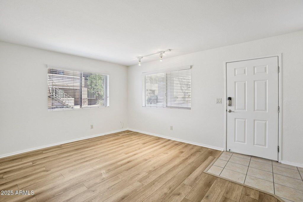 Photo of 303 N Miller Road #1001, Scottsdale, AZ 85257 (MLS # 6934736)