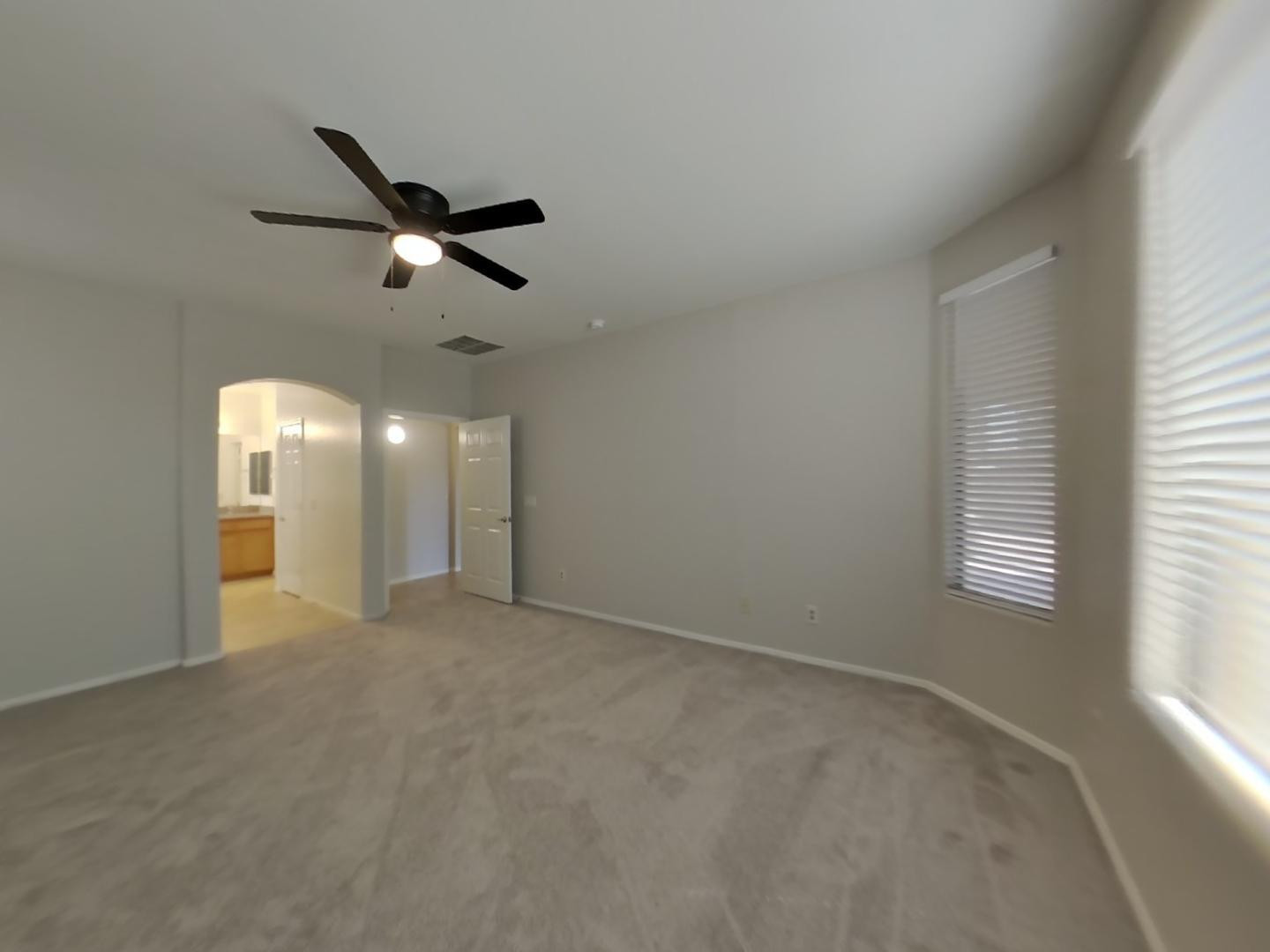 43207 W Lindgren Drive