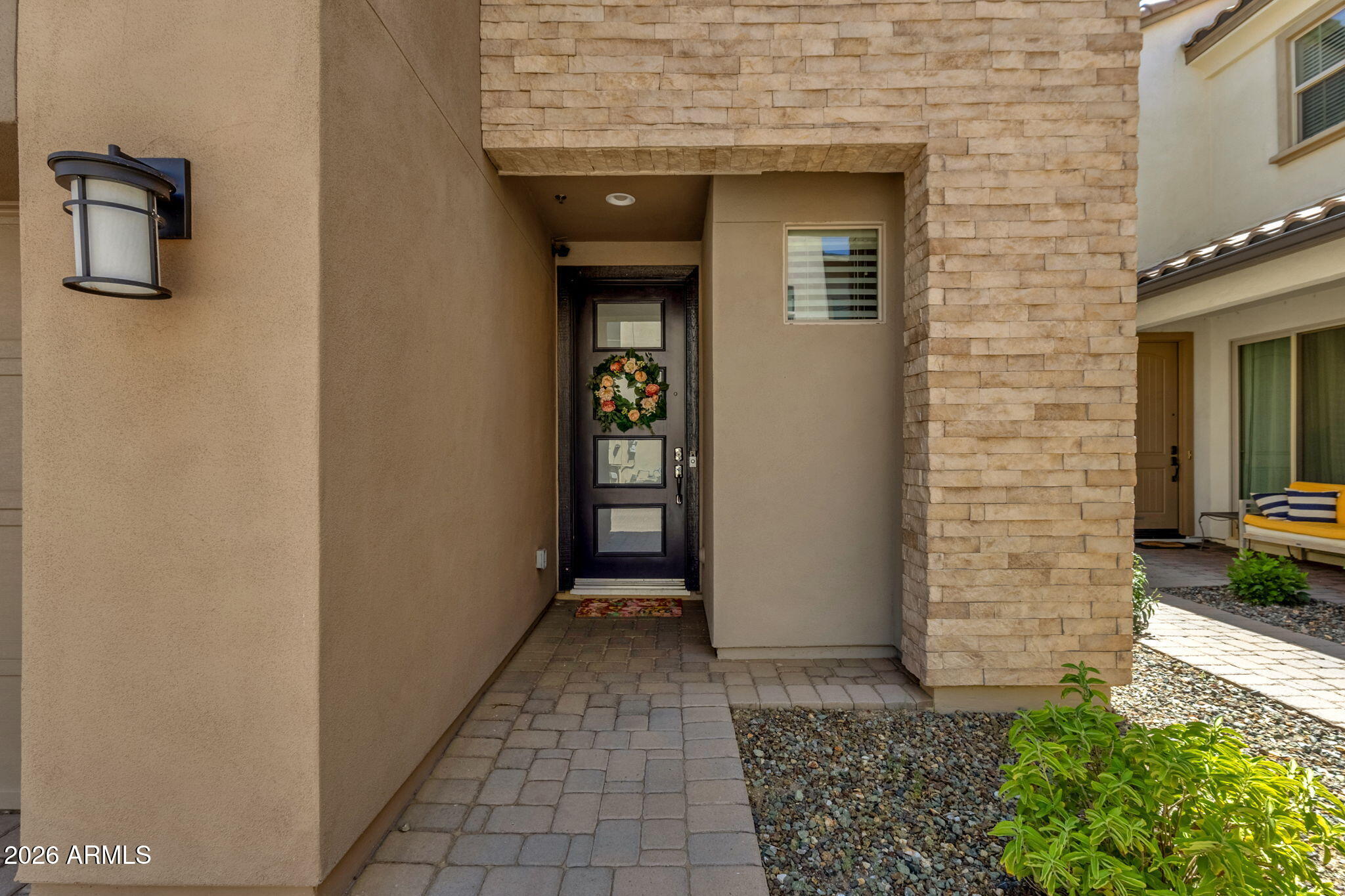 2443 W GLORIA Lane