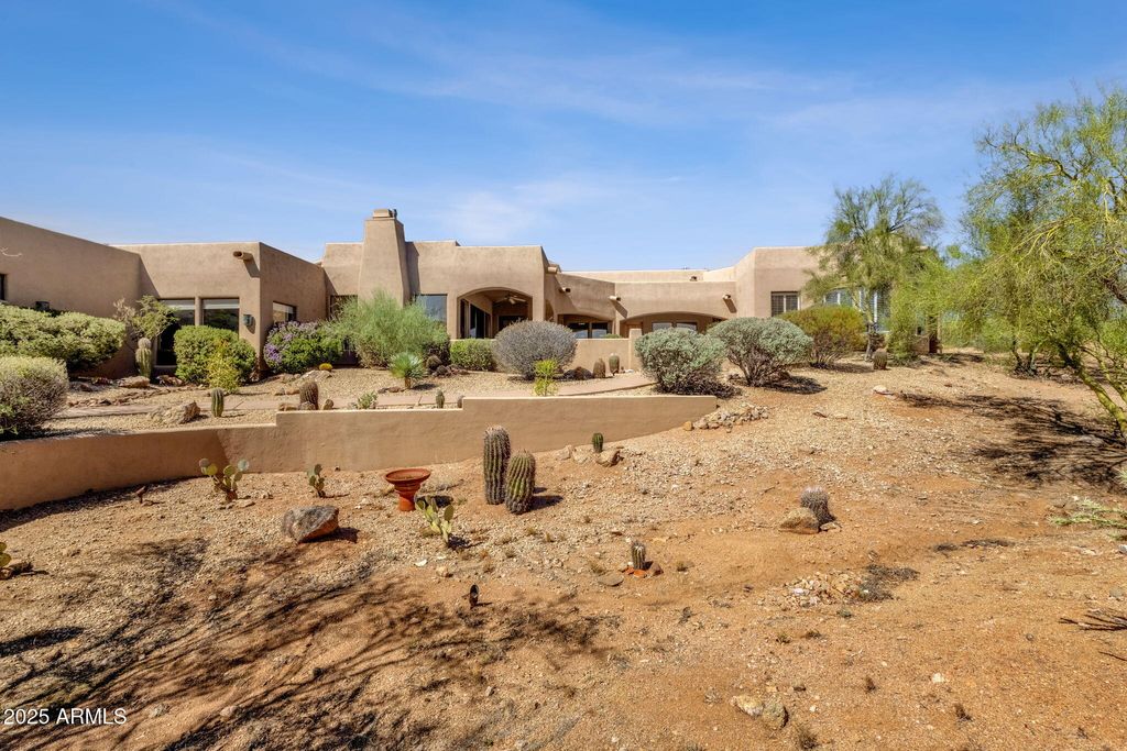 Photo of 16302 E Saguaro Boulevard, Fountain Hills, AZ 85268 (MLS # 6927996)
