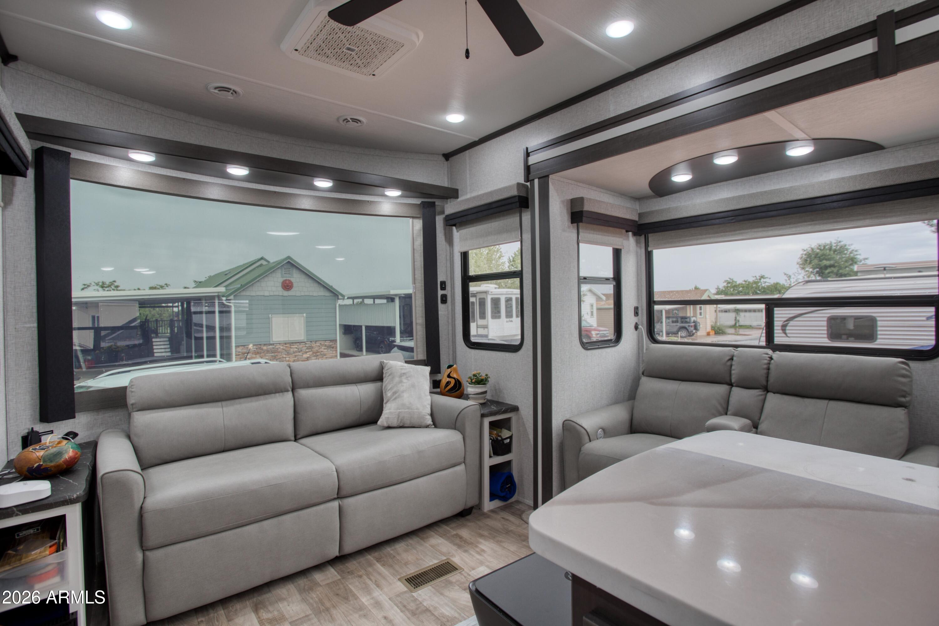 1853 REEL Way 493