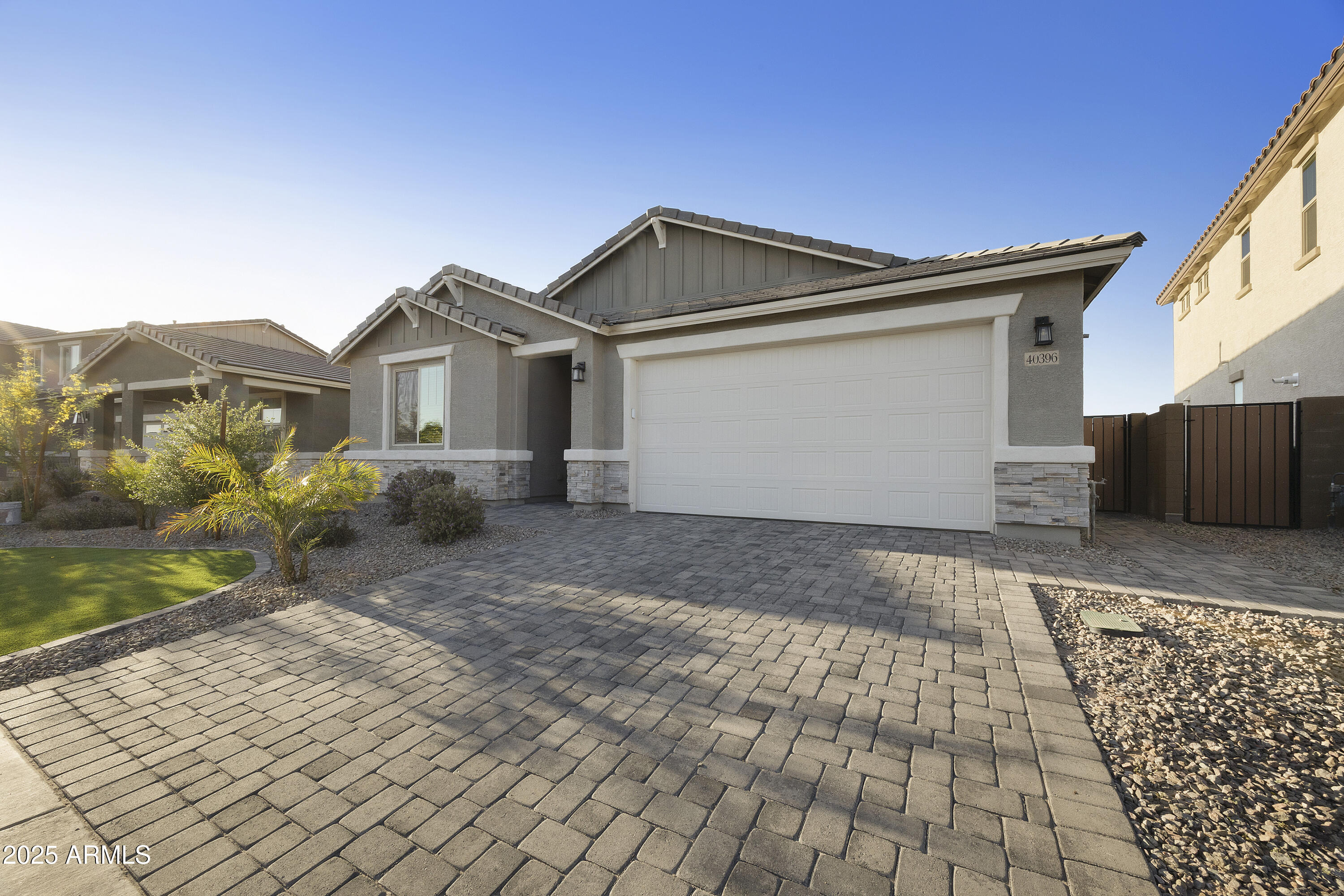 40396 W WADE Drive