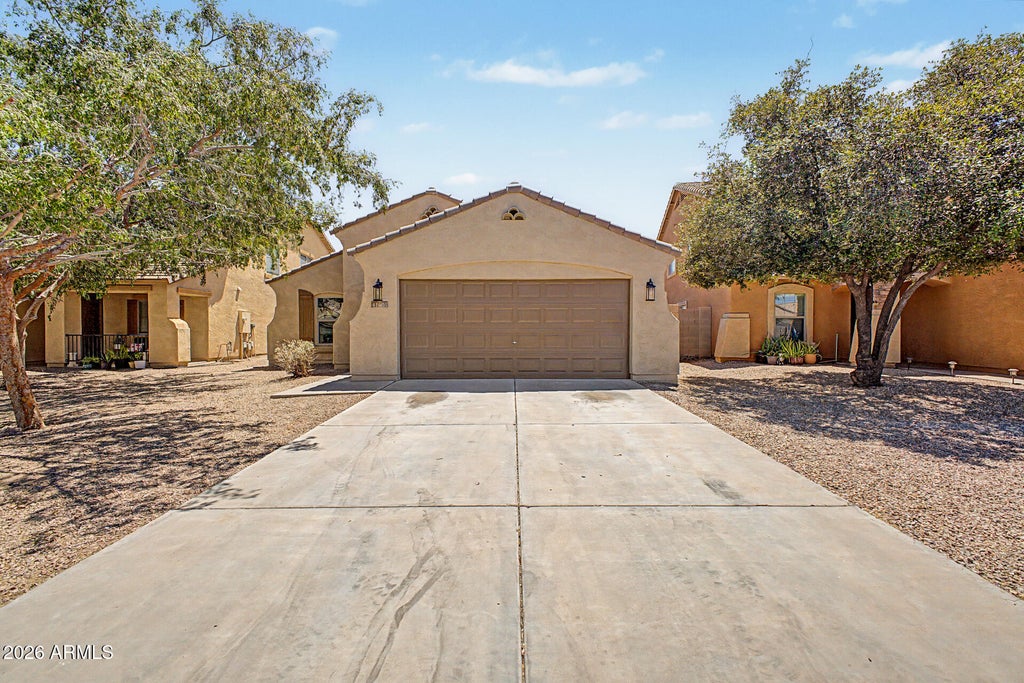 Photo of 43605 W Arizona Avenue, Maricopa, AZ 85138 (MLS # 7069105)