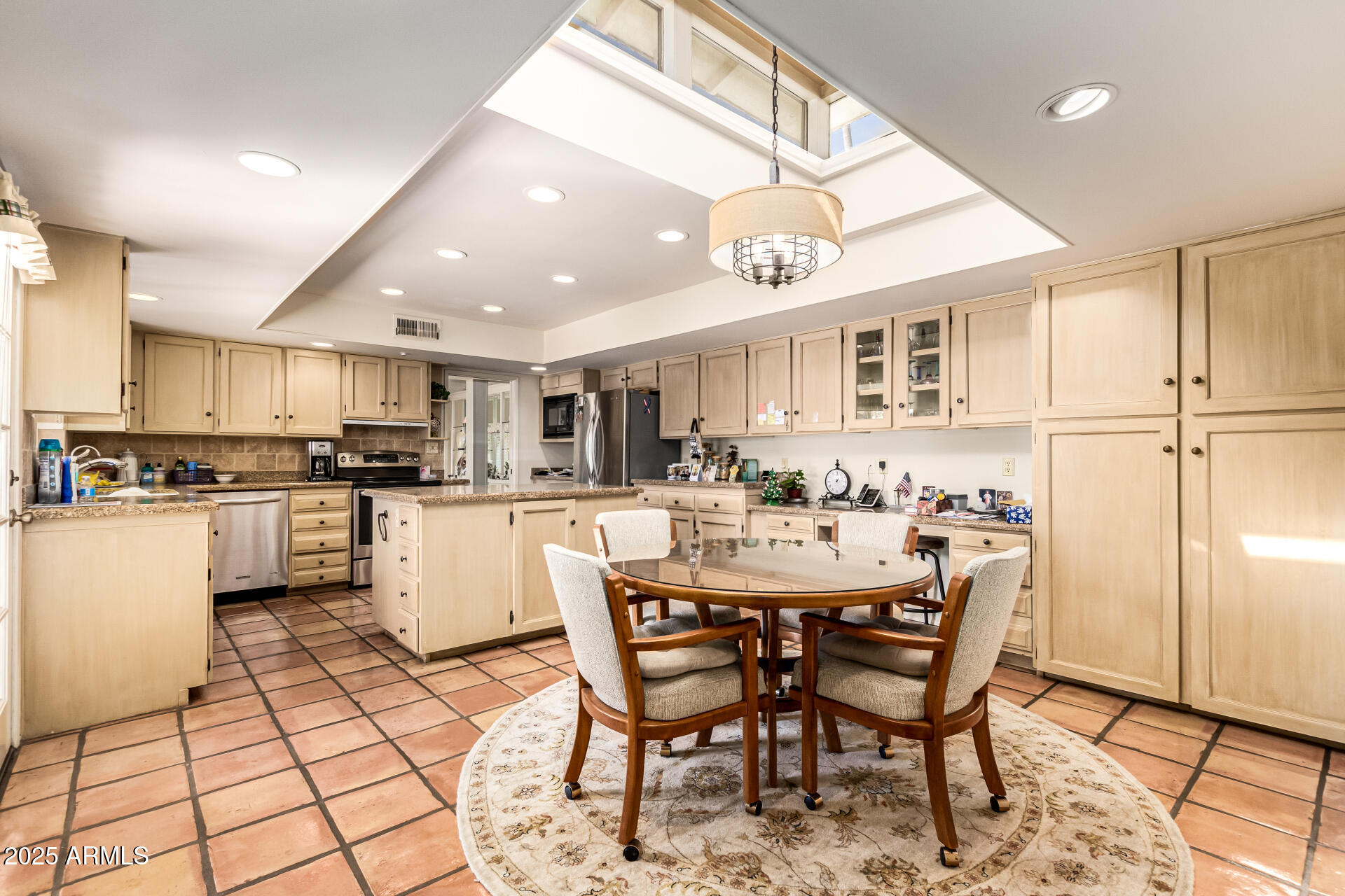 5461 E VIA BUENA Vista