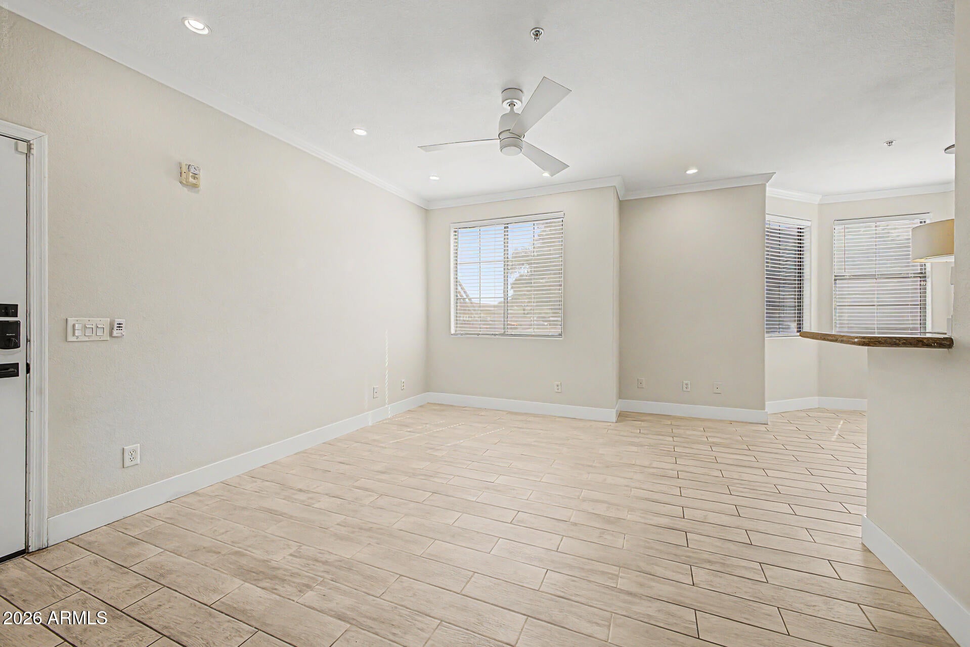 1941 S PIERPONT Drive 1084