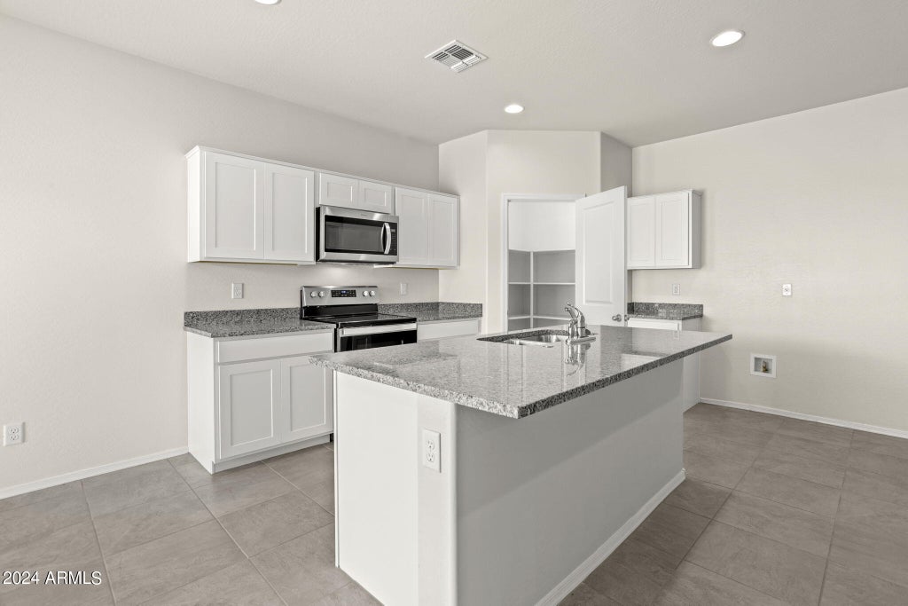 Photo of 1429 W Walton Avenue, Coolidge, AZ 85128 (MLS # 7041371)